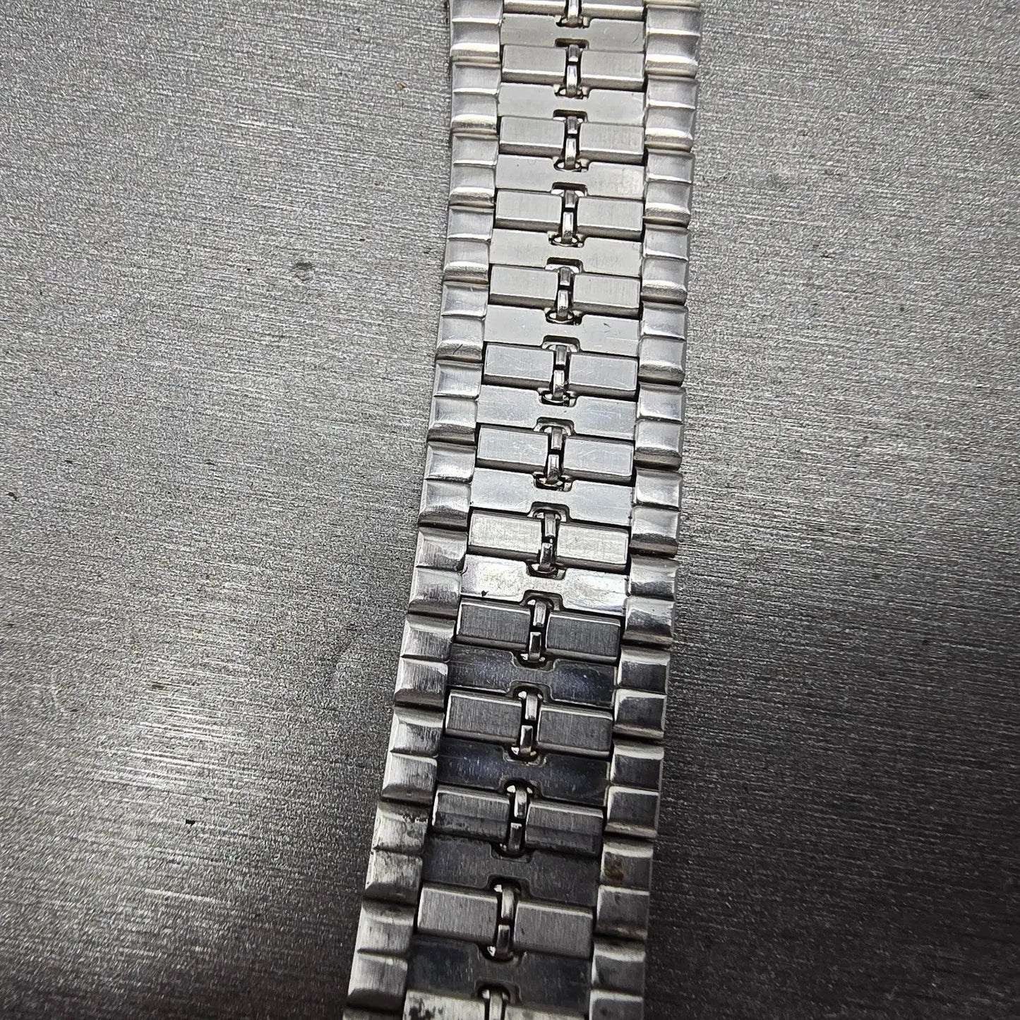 Seiko Bracelet 18mm Stainless Steel Gold Tone Vintage Japan Z1332L Broken Clasp11