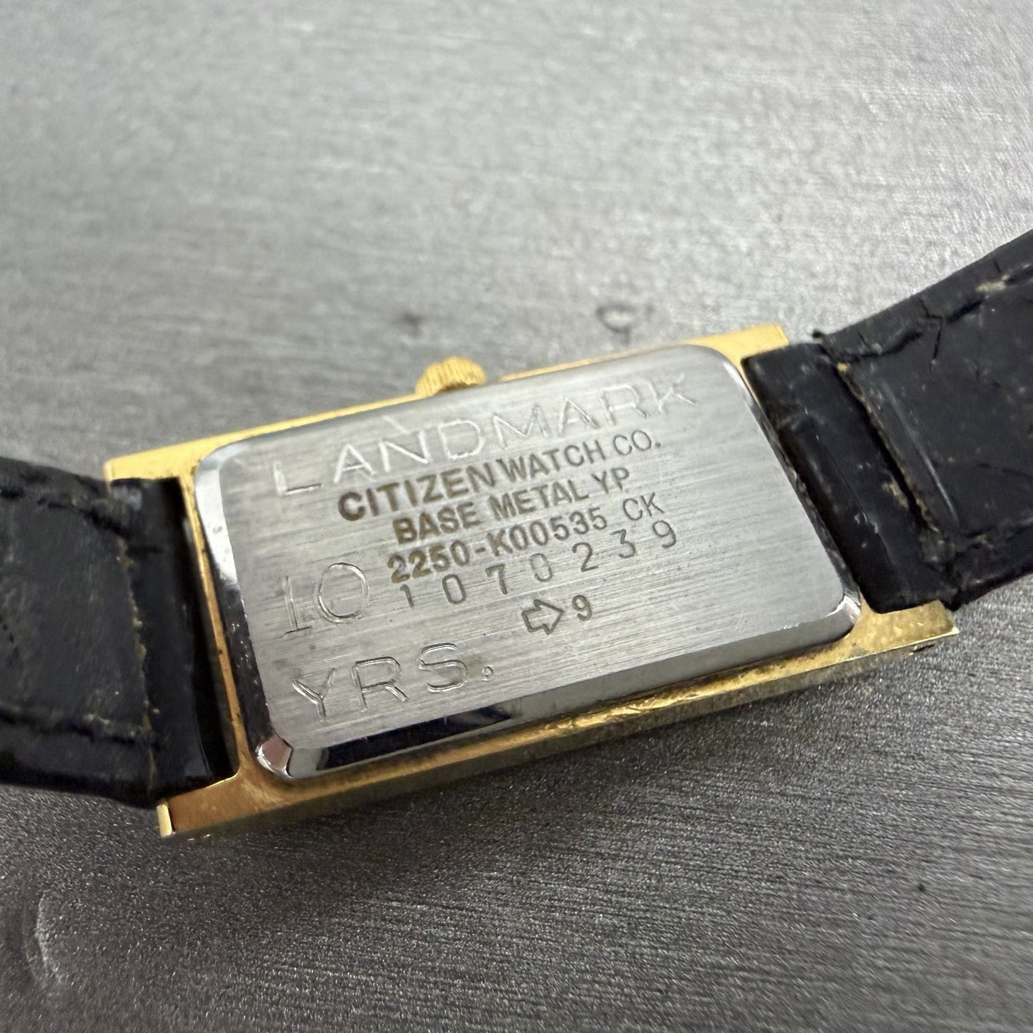 Citizen CQ tank Watch Women 14mm Black Dial Gold Tone 2250-K00535 New Battery9