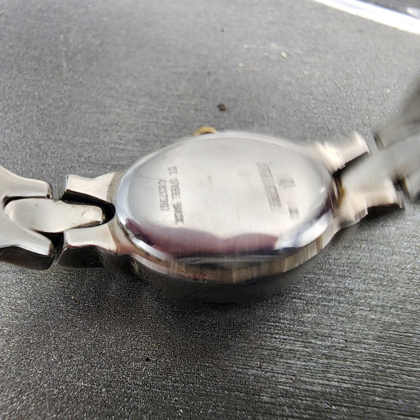 Bulova Watch Women 17mm Blue Dial Two Tone Vintage Oval 98T72 New Battery9