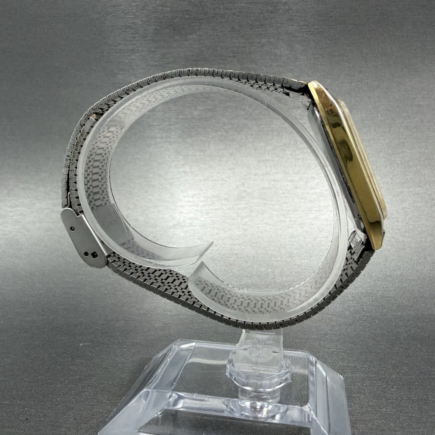 Seiko Pulsar Tank Watch Men 27mm Champagne Dial Gold Tone Y101-5329b New Batt HQ8