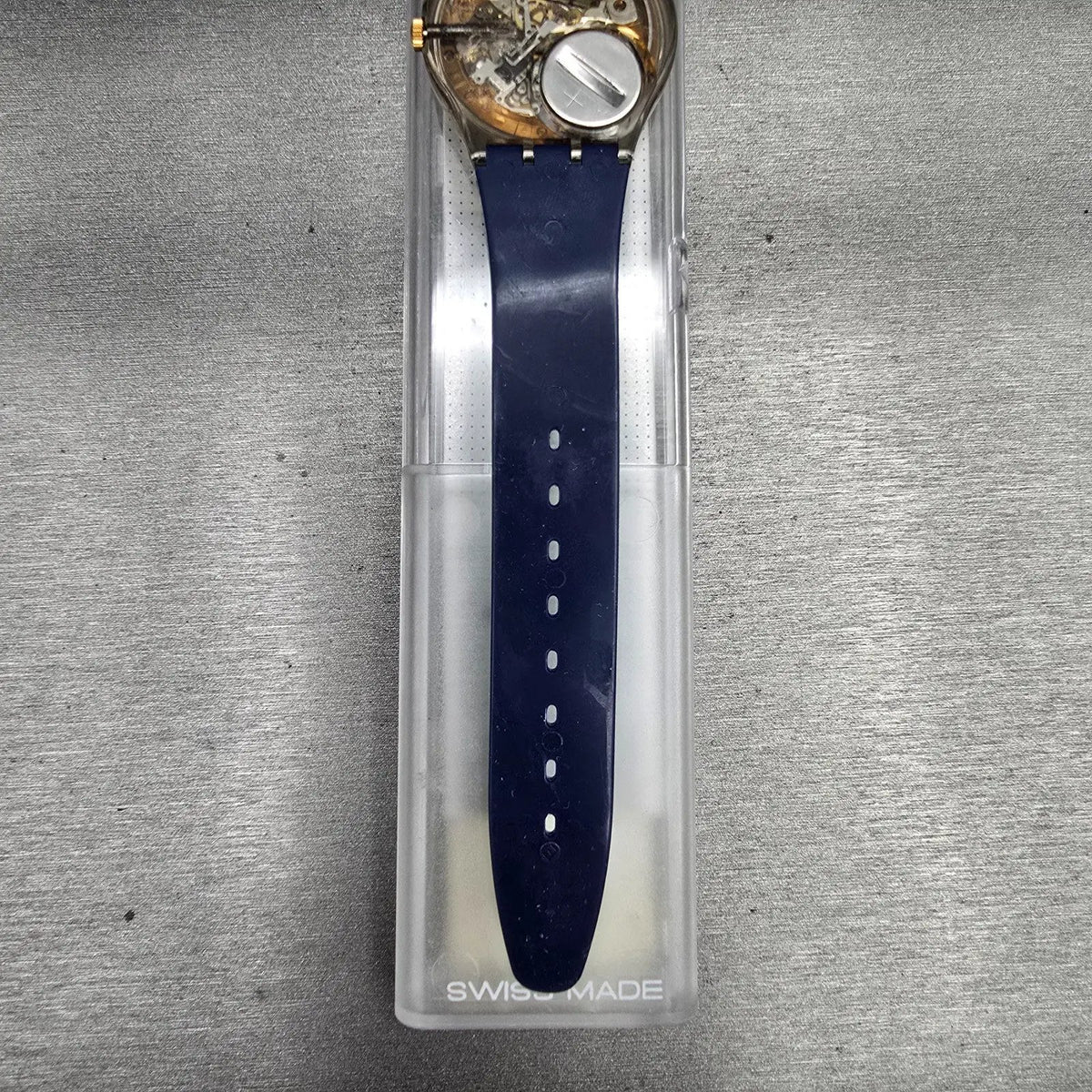 Swatch Tailleur Watch Men 34mm Gold Dial Gray Case Round GM109 New Battery NOS10