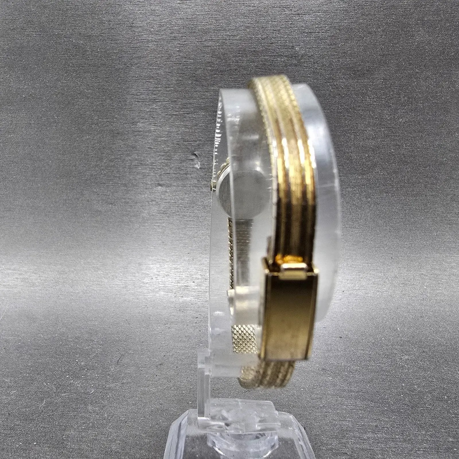 Elgin Watch Women 15mm Silver Dial Gold Tone Oval Crystal Accent New Battery8