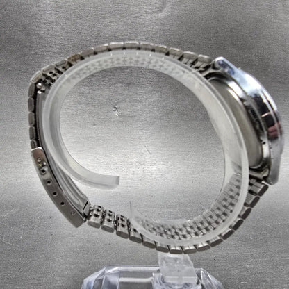 Seiko Alba Watch Men 34mm Luminous Dial Silver Tone Daydate V743-7A00 PARTS VTG8