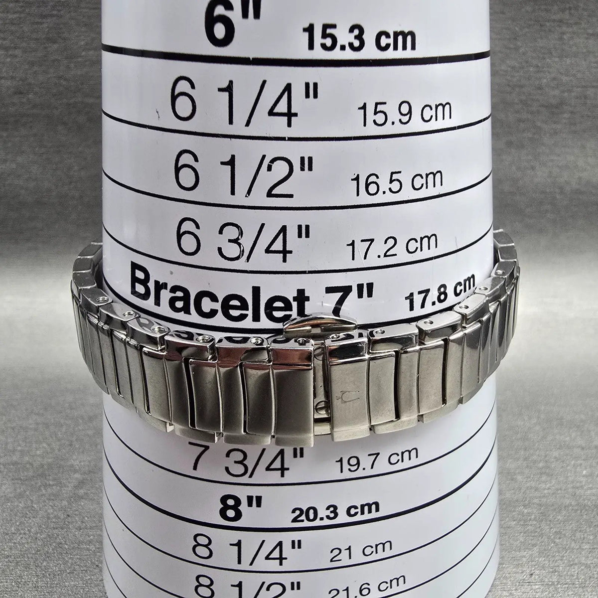 Bulova Watch Men 31mm MOP Dial Silver Tone Diamonds Round 96R242 New Battery9