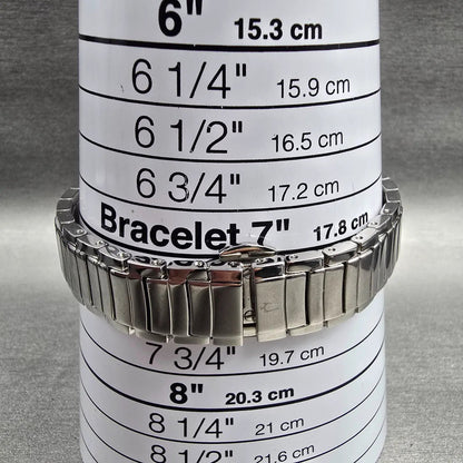 Bulova Watch Men 31mm MOP Dial Silver Tone Diamonds Round 96R242 New Battery9