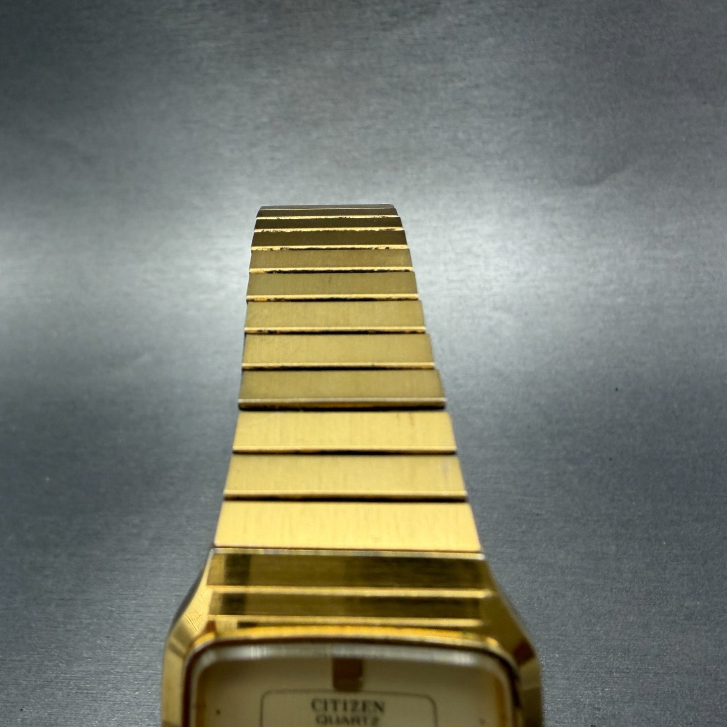 Citizen Tank Watch Men 27mm Champagne Dial Gold Rectangle 4031-893514 New Batt4