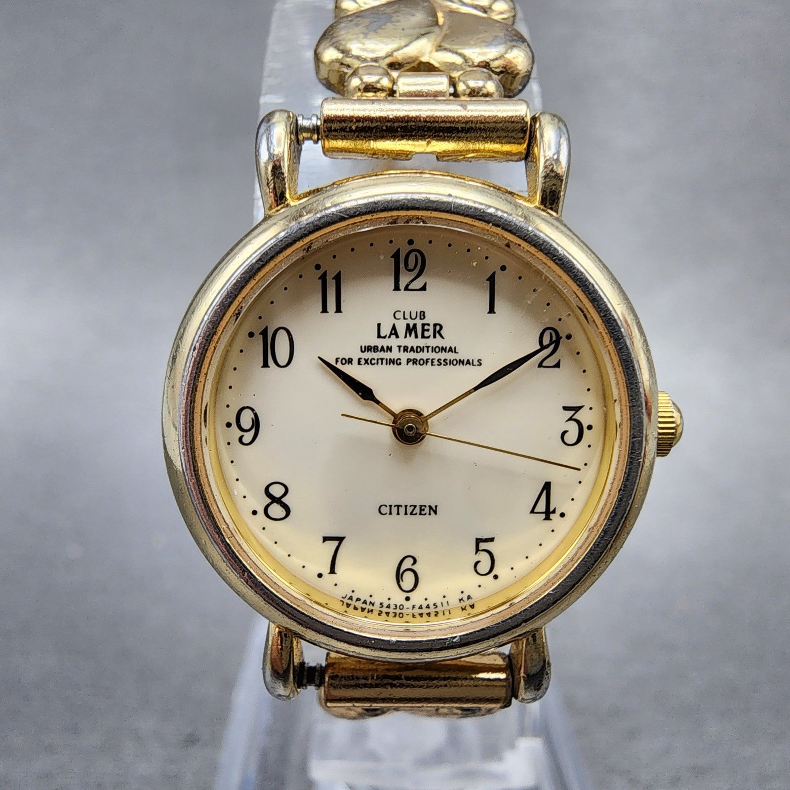 Citizen Club Lamer Watch Women 22mm Cream Dial Gold Tone Round New Battery VTG1