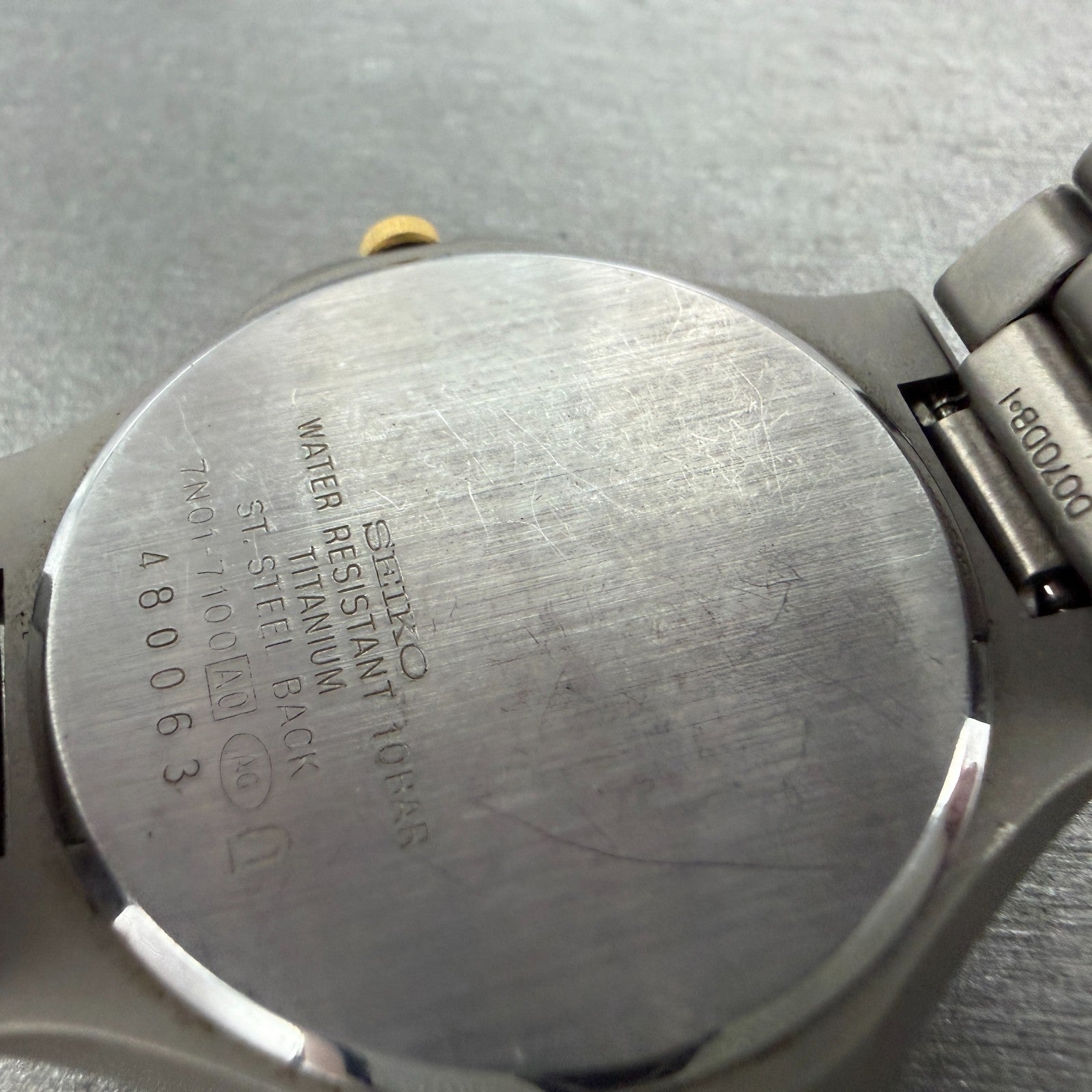 Seiko Spirit Watch Men 35mm Luminous Dial Titanium Round 7N01-7100 New Battery9