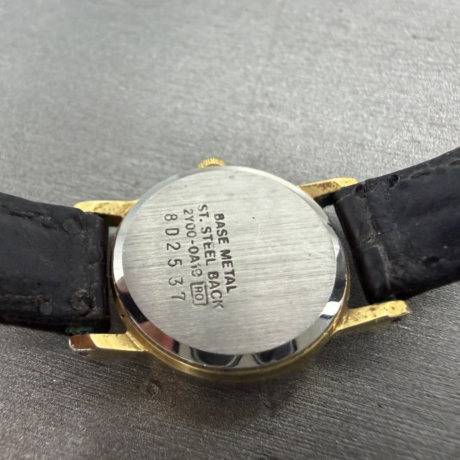 Seiko Watch Women 20mm Gold Dial Gold Tone Round 2y00-0A19 New Battery Vintage9