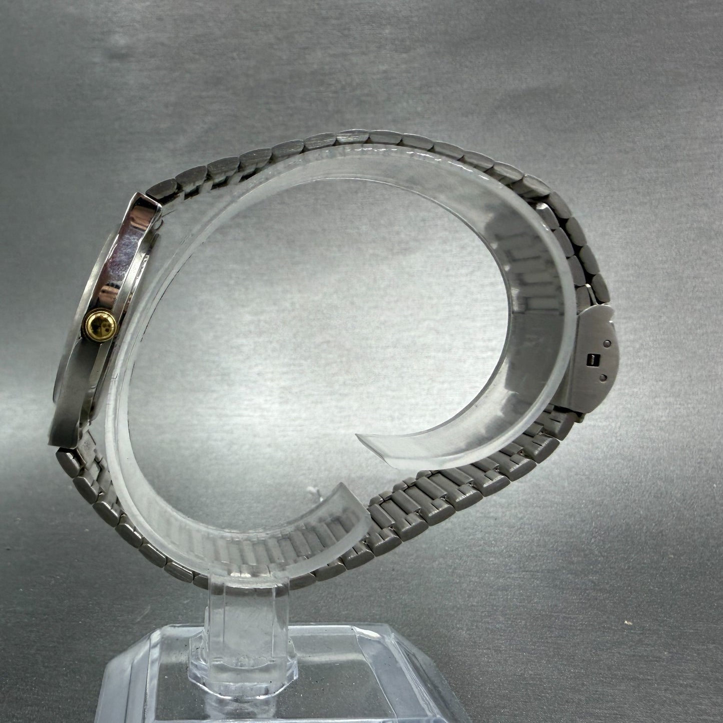 Seiko Watch Women 29mm Champagne Dial Silver Tone Round 7431-6090 New Battery6