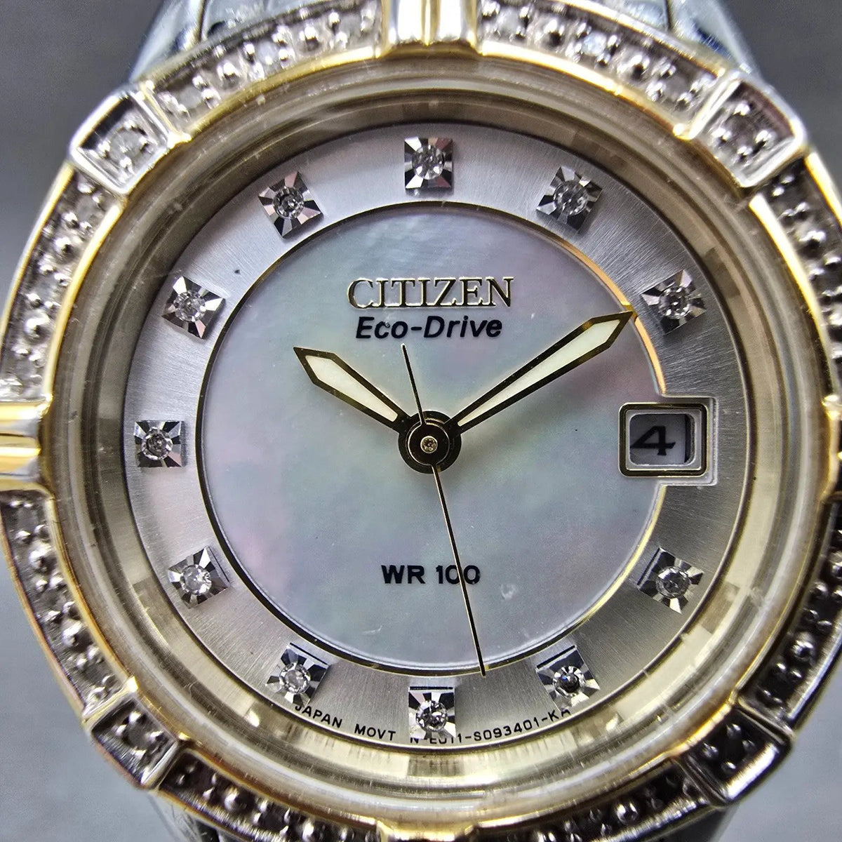 Citizen Eco-Drive Watch Women 26mm MOP Dial Two Tone Diamonds E011-S057639 Works1