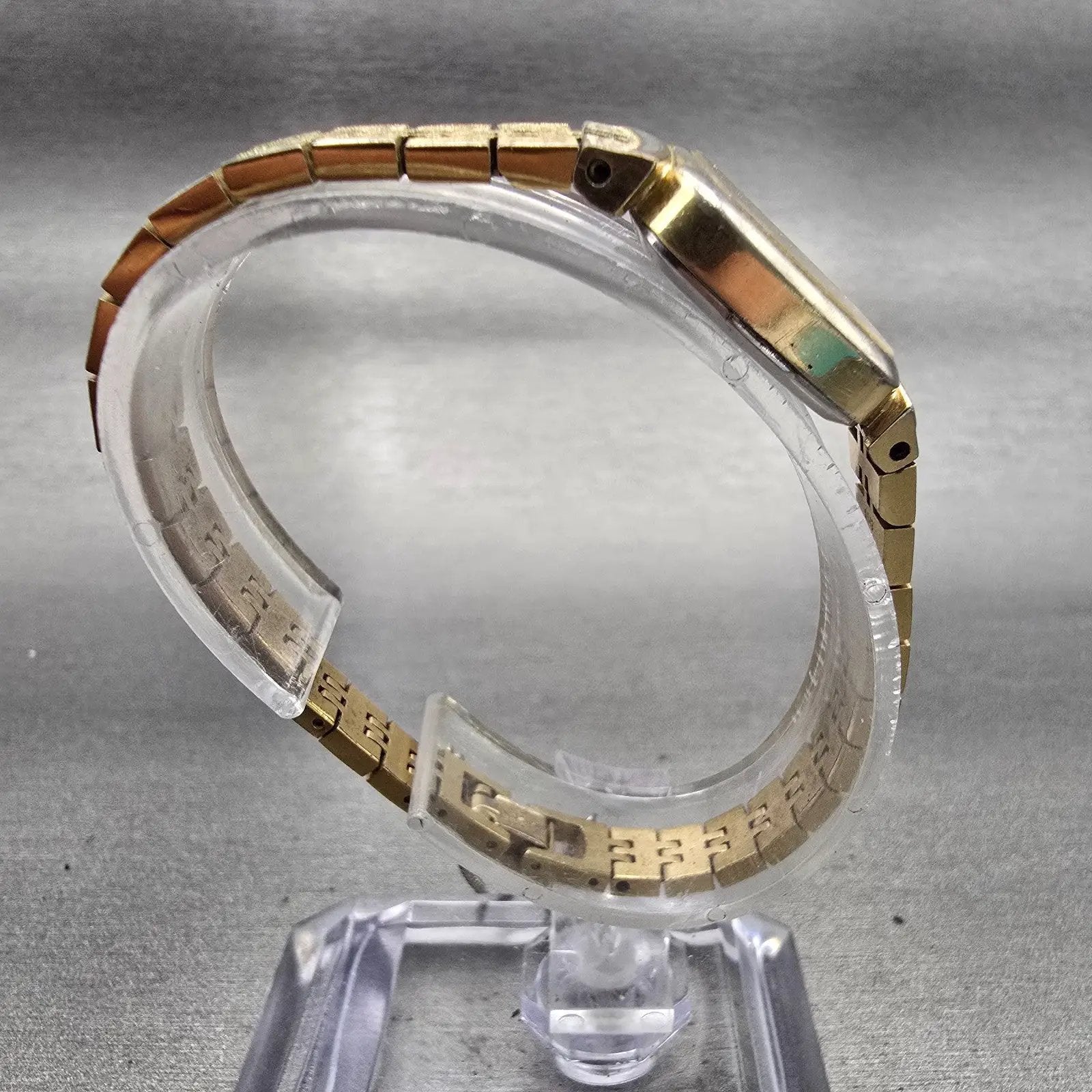 Seiko Watch Women 16mm Gold Dial Gold Tone Rectangle 1400-7619 New Battery VTG8