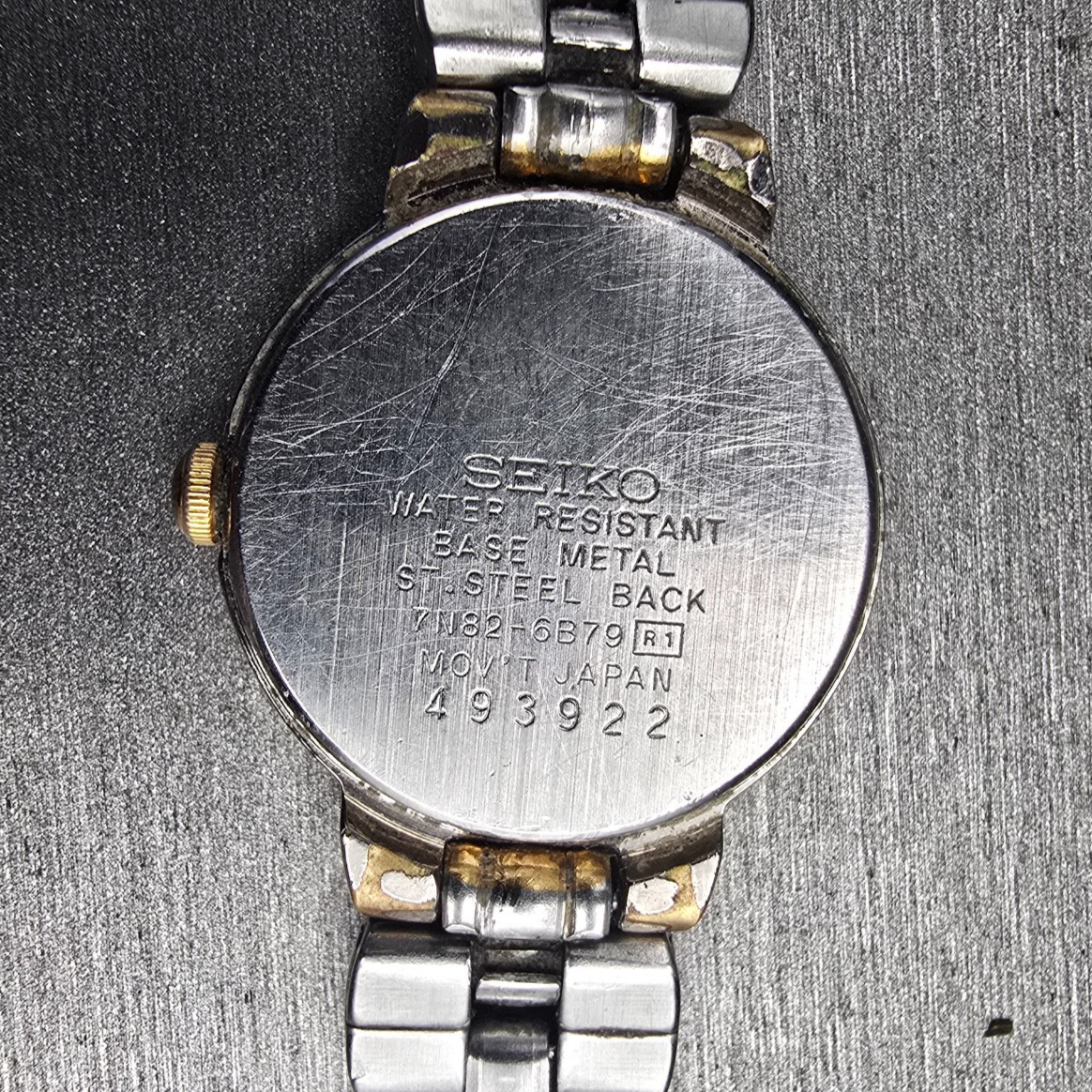 Seiko Watch Women 23mm Blue Dial Two Tone Date Round 7N82-6B79 New Battery JP10