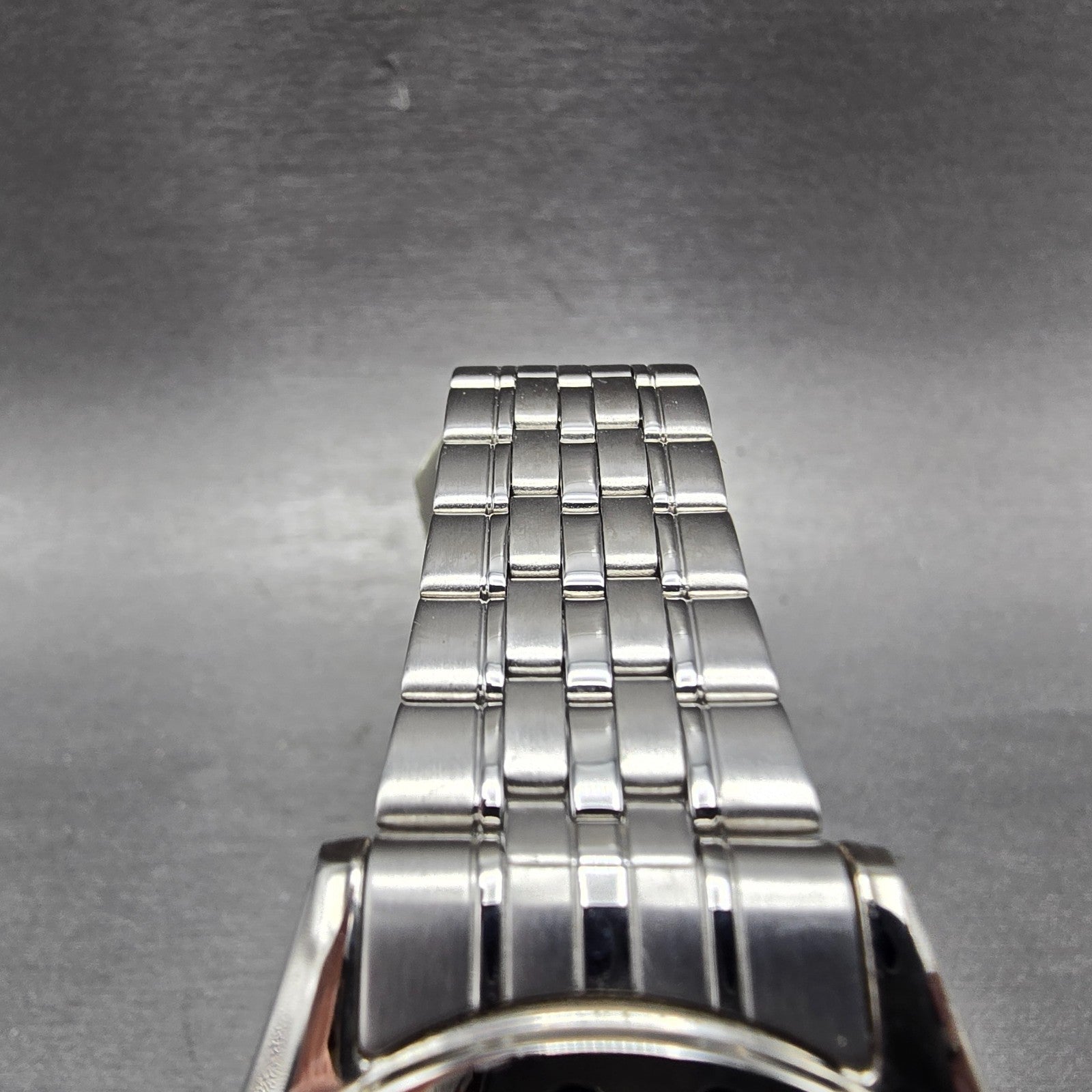 Citizen Eco-Drive Junction Watch Men 36mm Silver Dial Steel Daydate Round Runs4