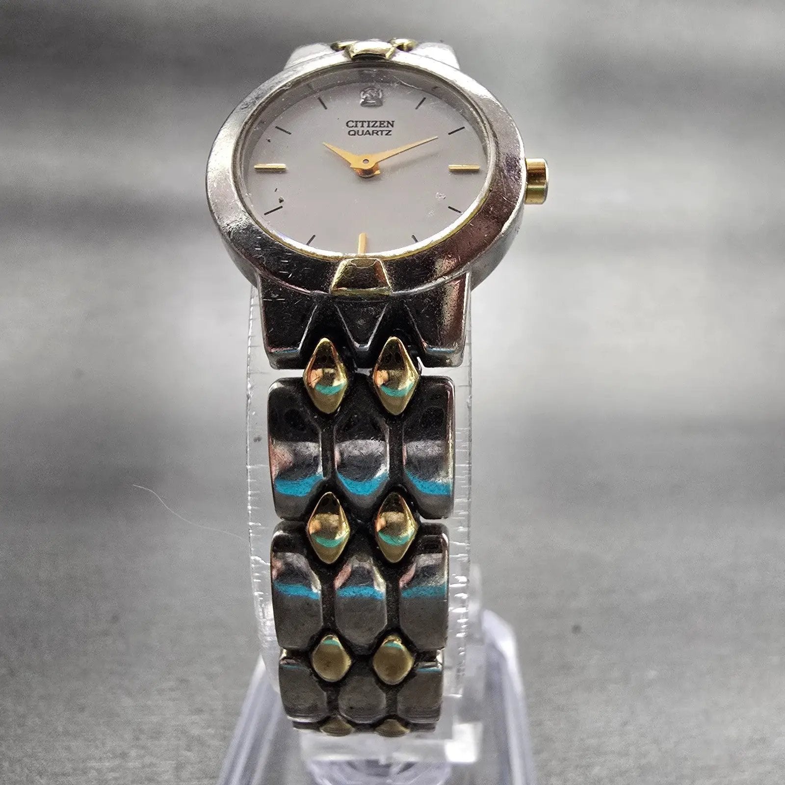 Citizen Watch Women 21mm White Dial Two Tone Round 5421-S93941 New Battery VTG5
