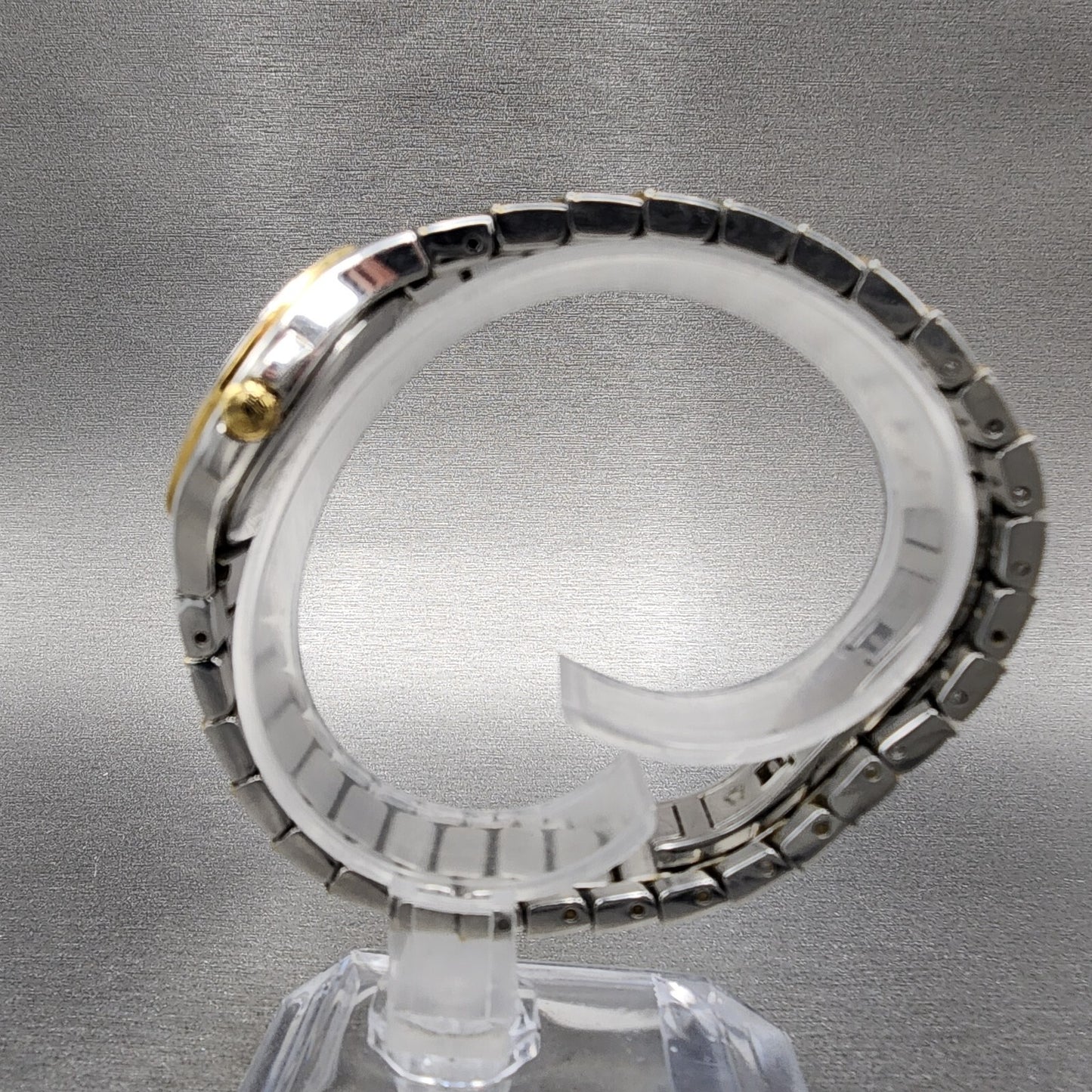 Bulova Watch Women 29mm MOP Dial Two Tone Diamond Bezel Round New Battery 98W126