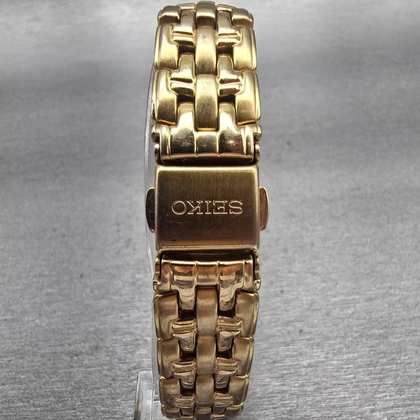 Seiko Watch Women 26mm White Dial Gold Tone Date Round V789-0369 New Battery VTG7