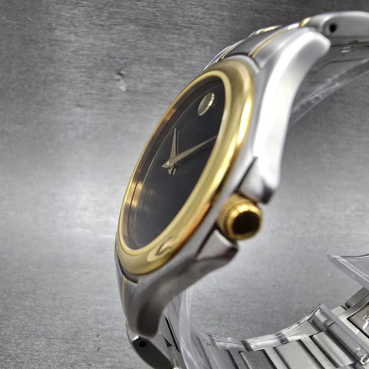 Movado Museum Watch Men 34mm Black Dial Two Tone Round 81-E4-0863 New Battery BP2