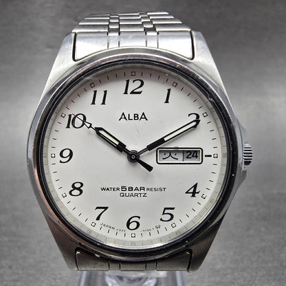 Seiko Alba Watch Men 35mm White Dial Silver Tone Daydate Round V333-7030 PARTS0