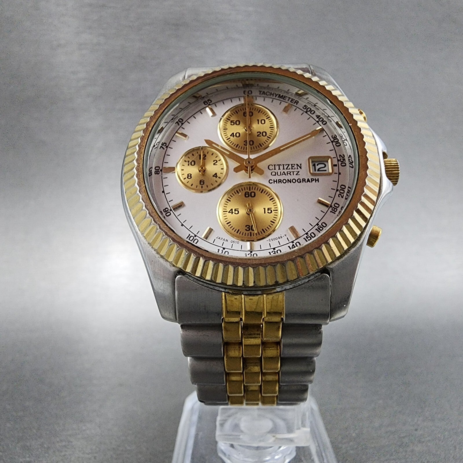 Citizen Chronograph Watch Men 38mm Silver Dial Two Tone Date 0510C50031 NewBa115