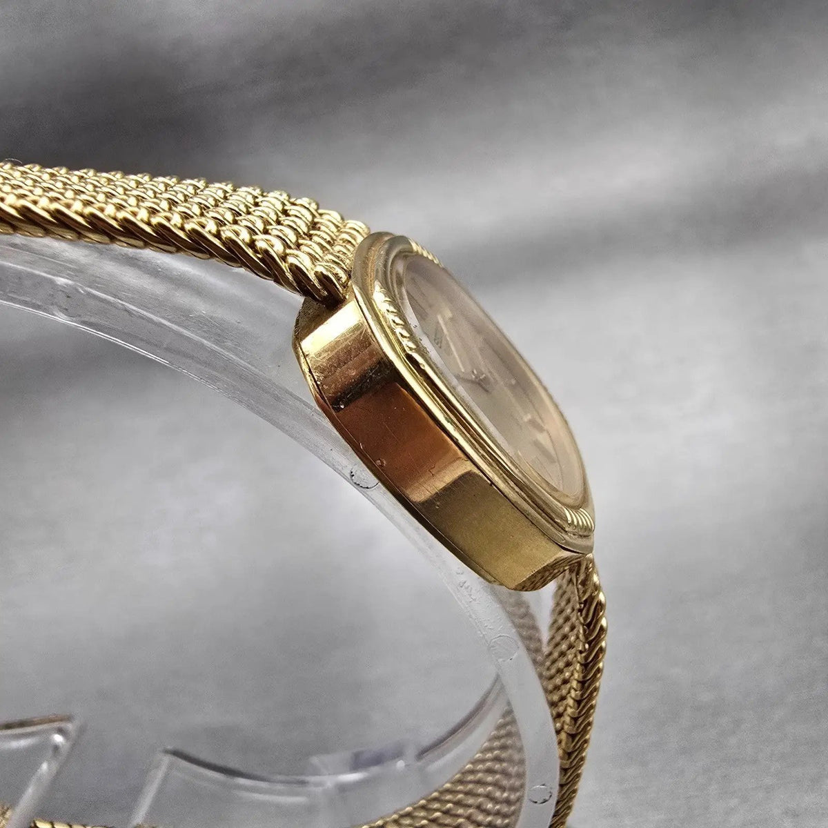 Seiko Watch Women 21mm Gold Dial Gold Tone Oval 2320-5200 New Battery Vintage3