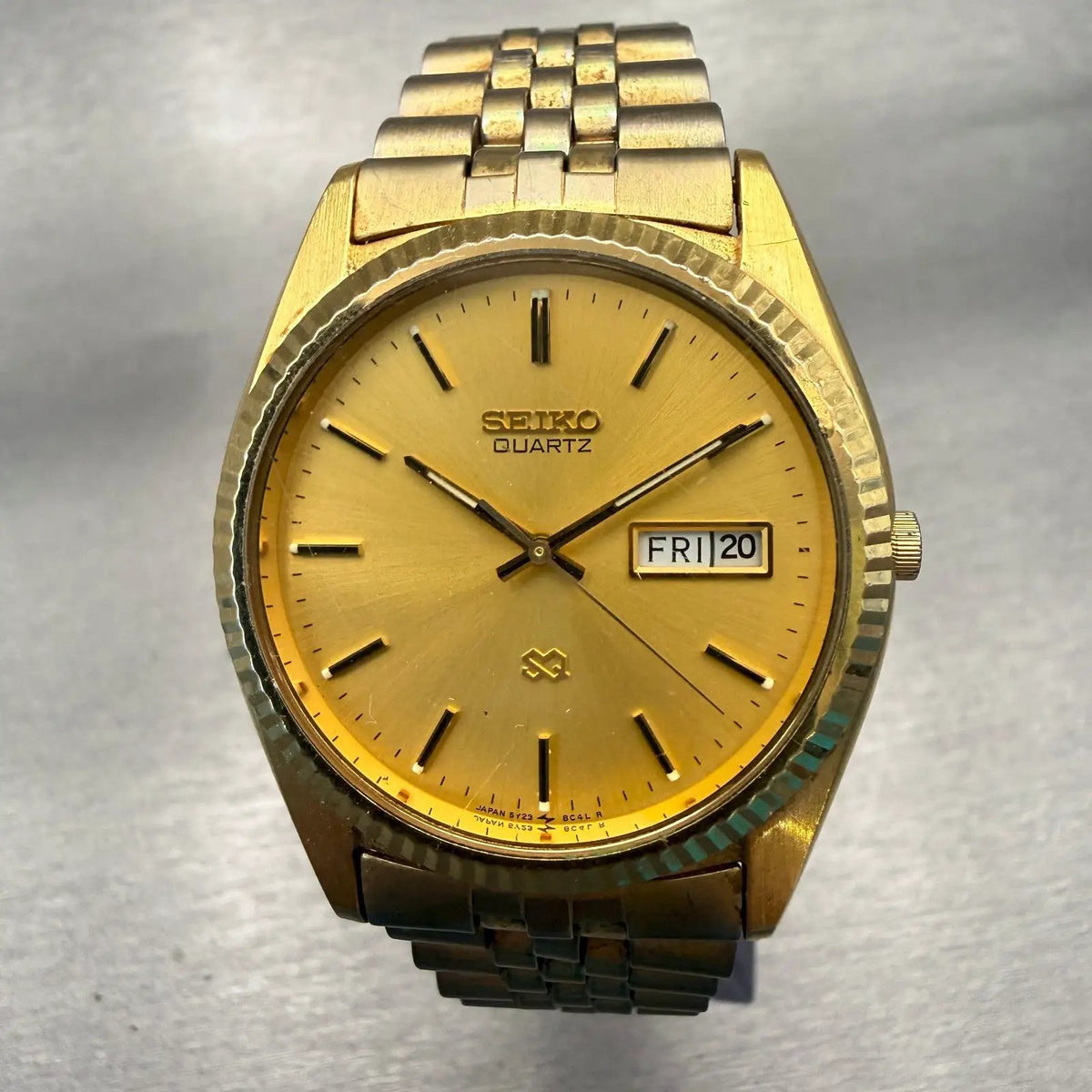 48302647