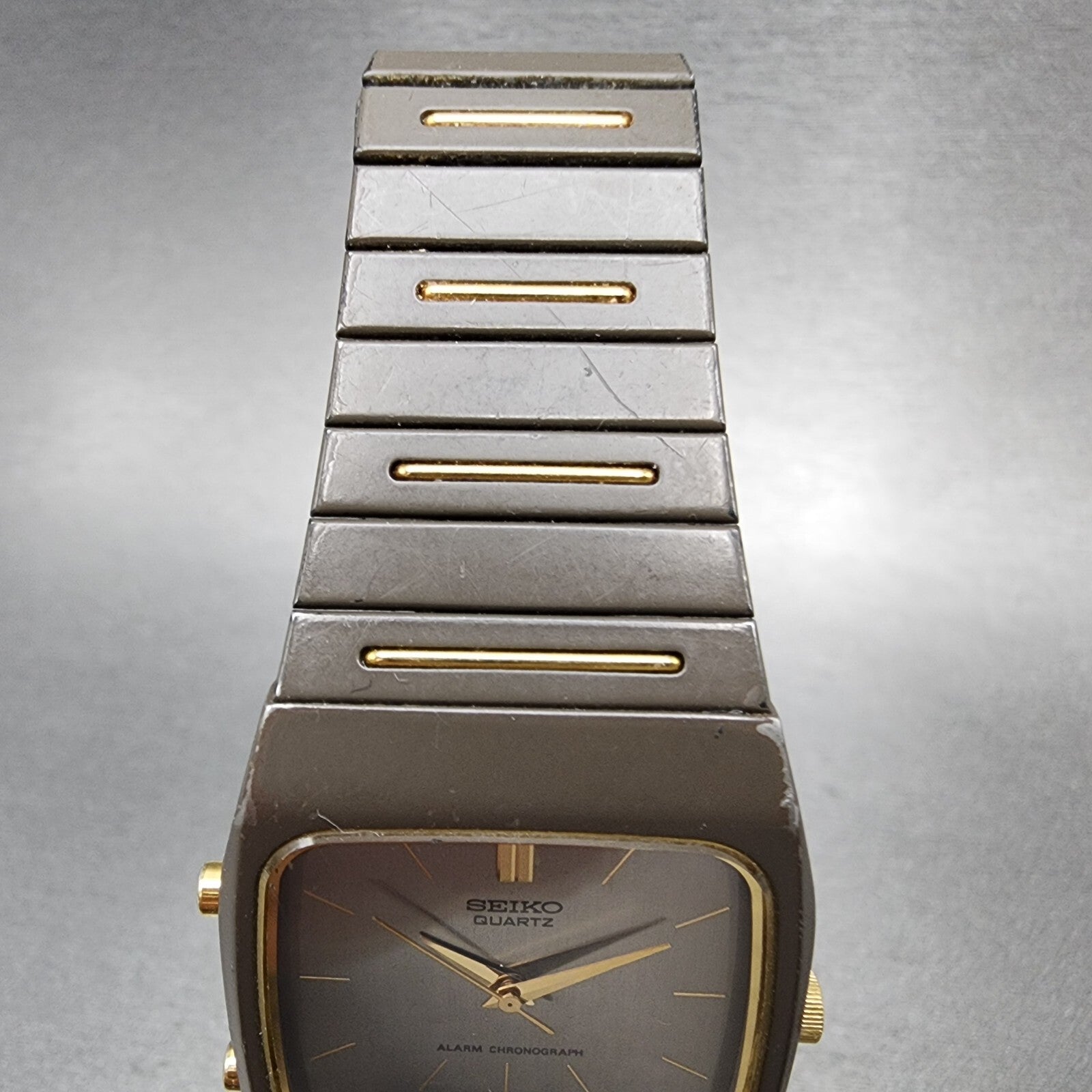 Seiko Analog Digital Watch Men 30mm Silver Dial Two Tone H6015039 PARTS5