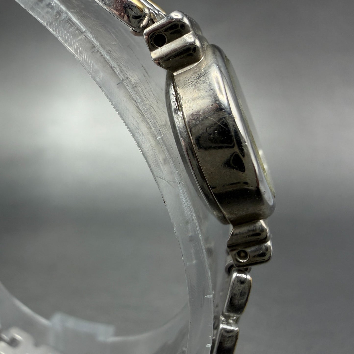 Seiko Alba Watch Women 15mm Silver Dial Two Tone Oval Y520-5070 New Battery3