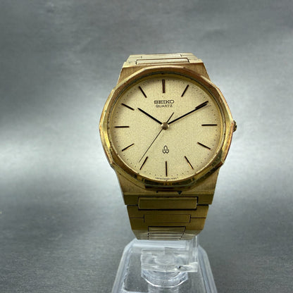 Seiko Watch Men 33mm Champagne Dial Gold Tone Round 6030-7060 New Battery VTG5