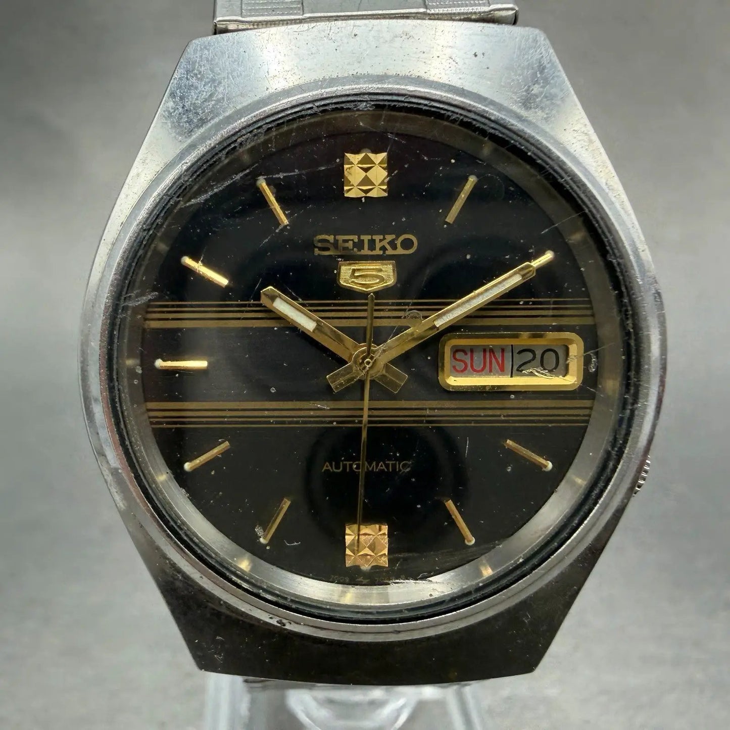48043096