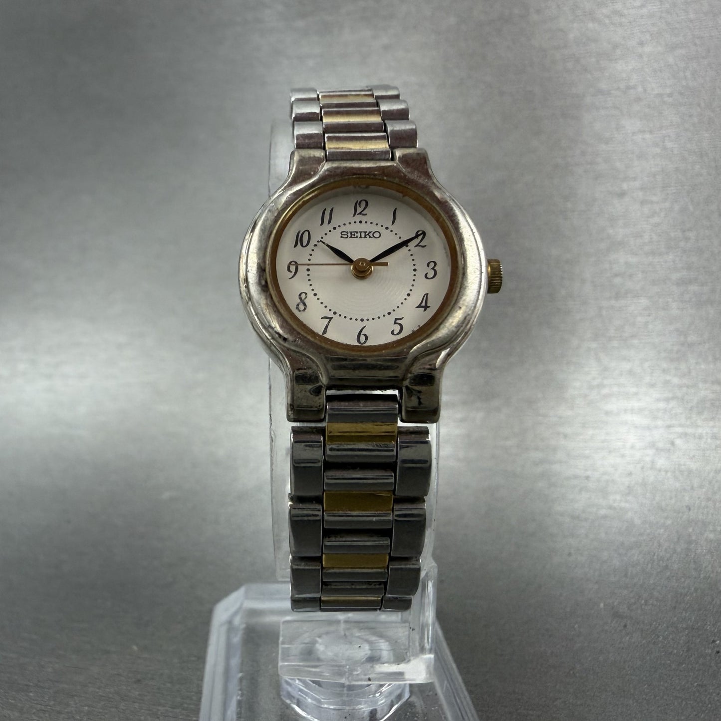 Seiko Watch Women 21mm White Dial Two Tone Round Vintage V4011839 New Battery6