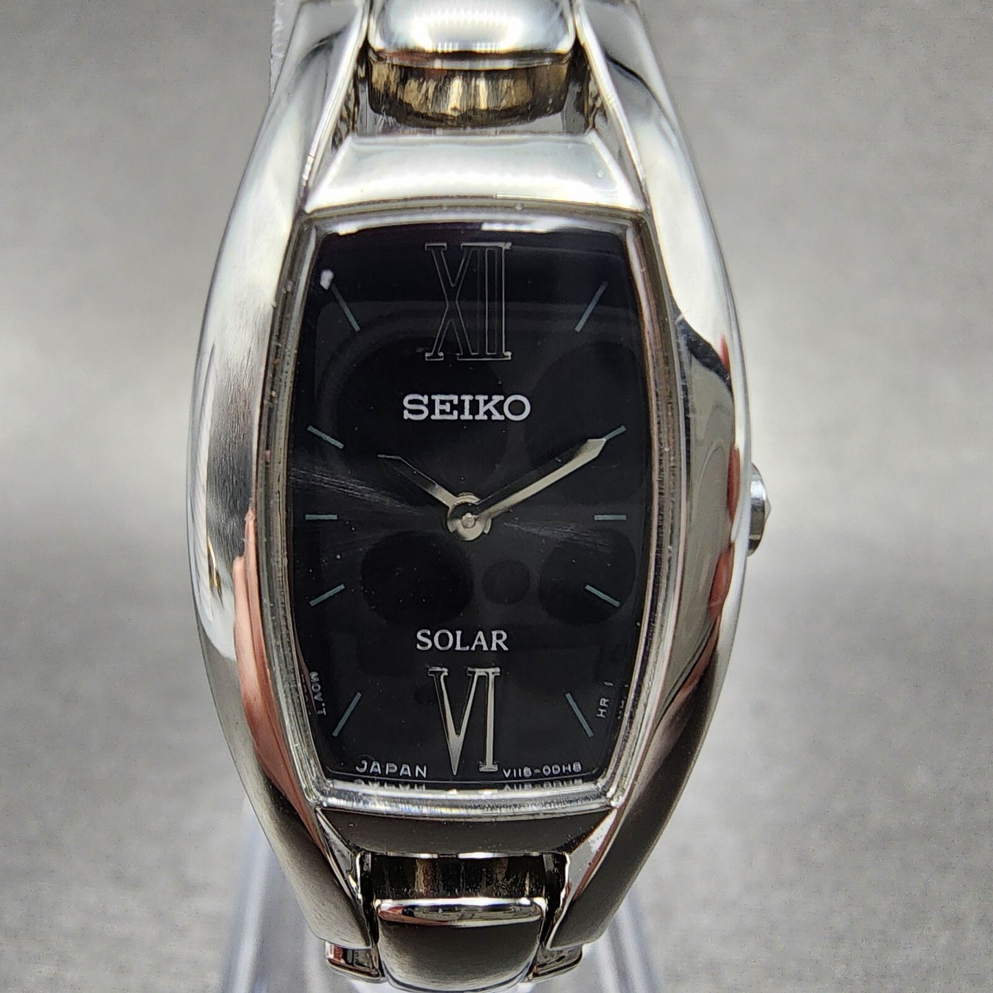 Seiko Solar Watch Women 18mm Black Dial Steel Rectangle V1150BW0 Works1