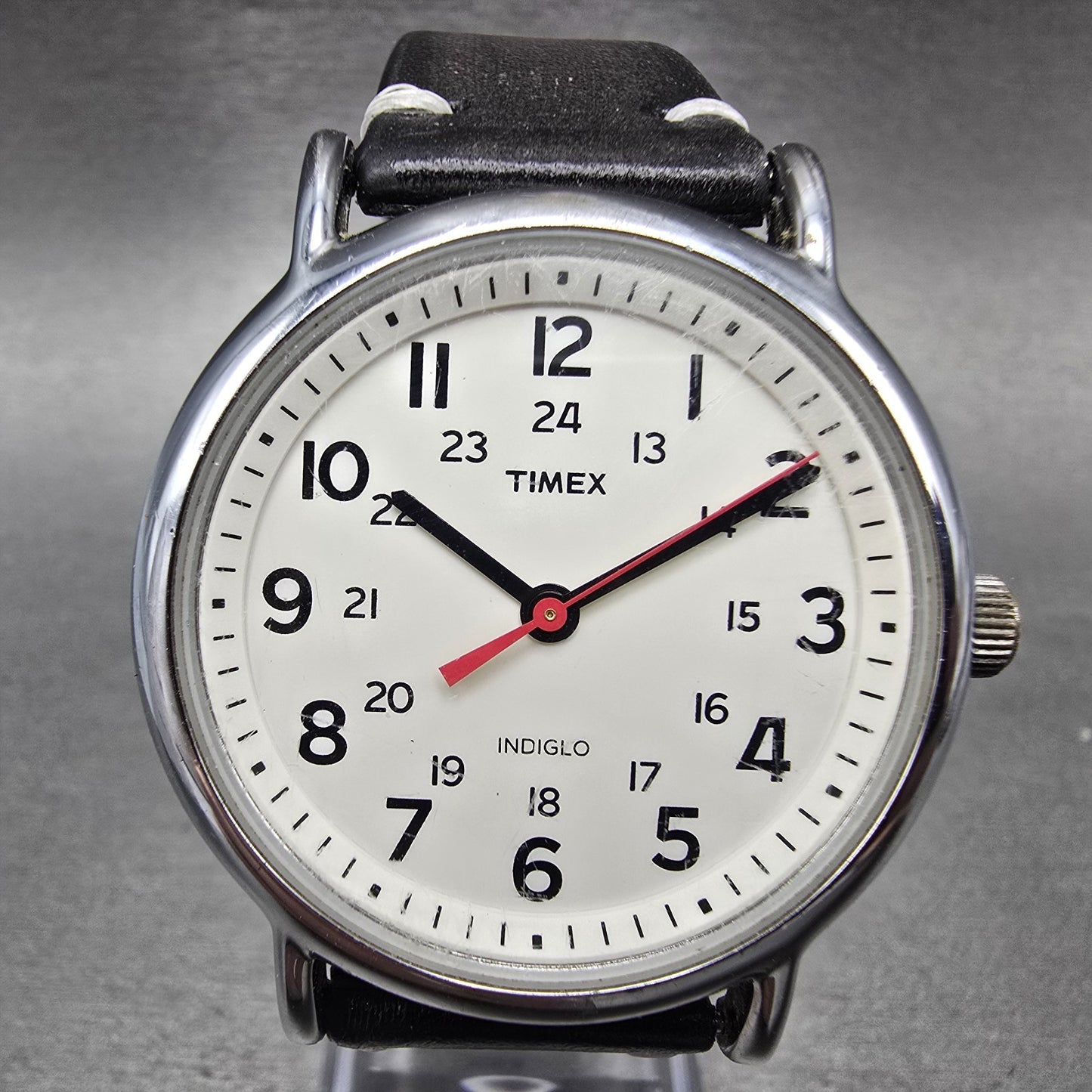Timex Weekender Watch Men 38mm White Dial Silver Tone Round New Battery KHB0