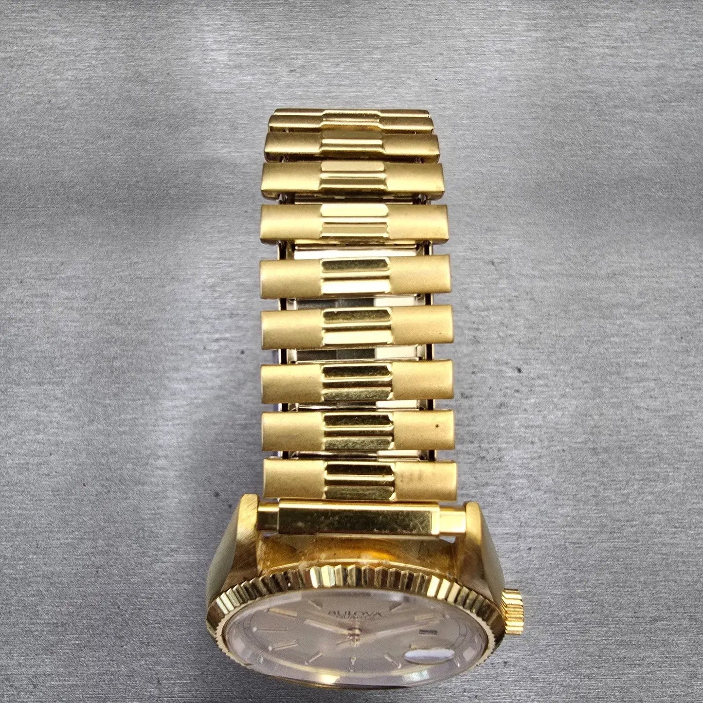 Bulova President Watch Men 36mm Gold Dial Gold Tone Daydate Round 97C03 New Batt4