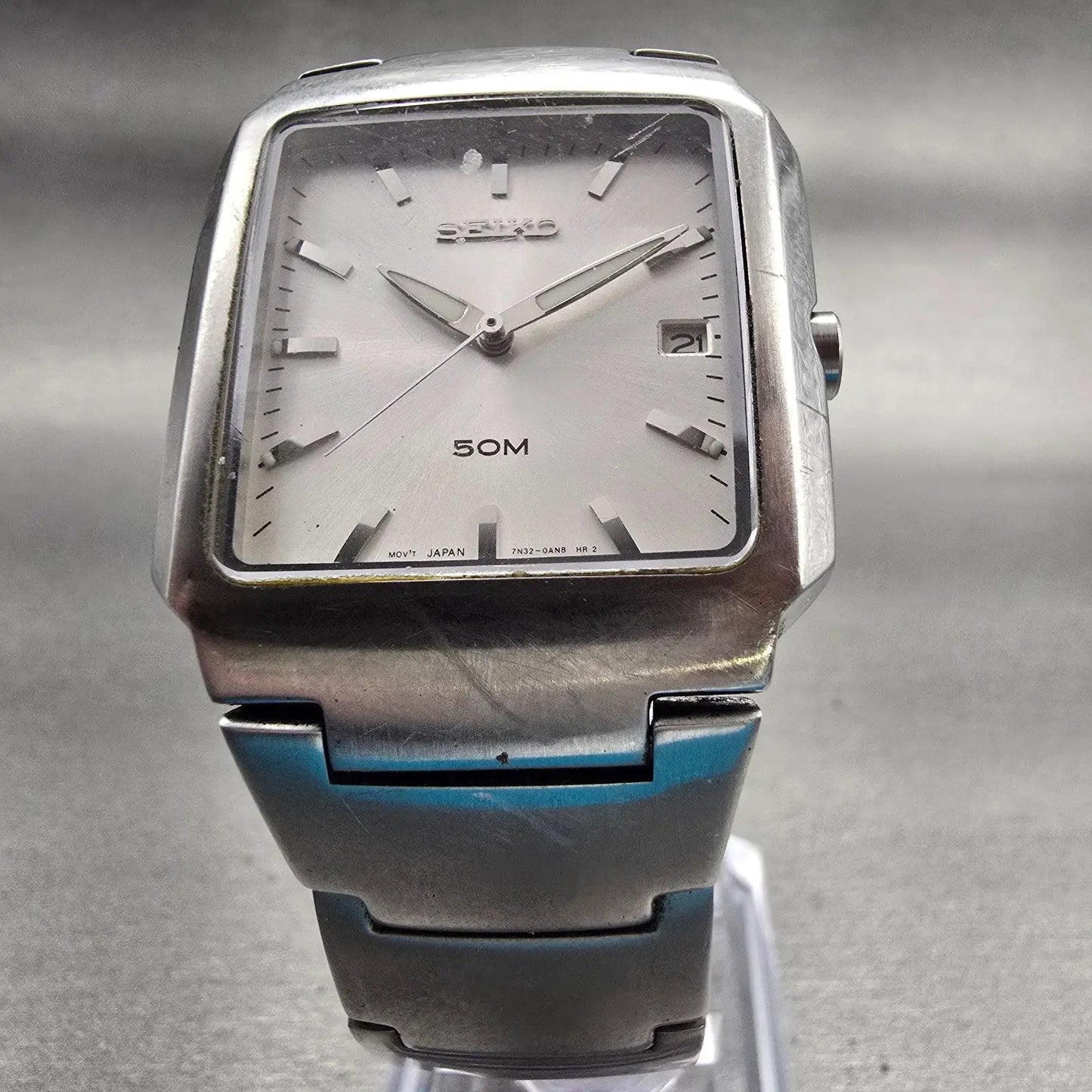 Seiko Watch Men 32mm Silver Dial Silver Tone Date Rectangle 7N32-0AL0 New Batt D5