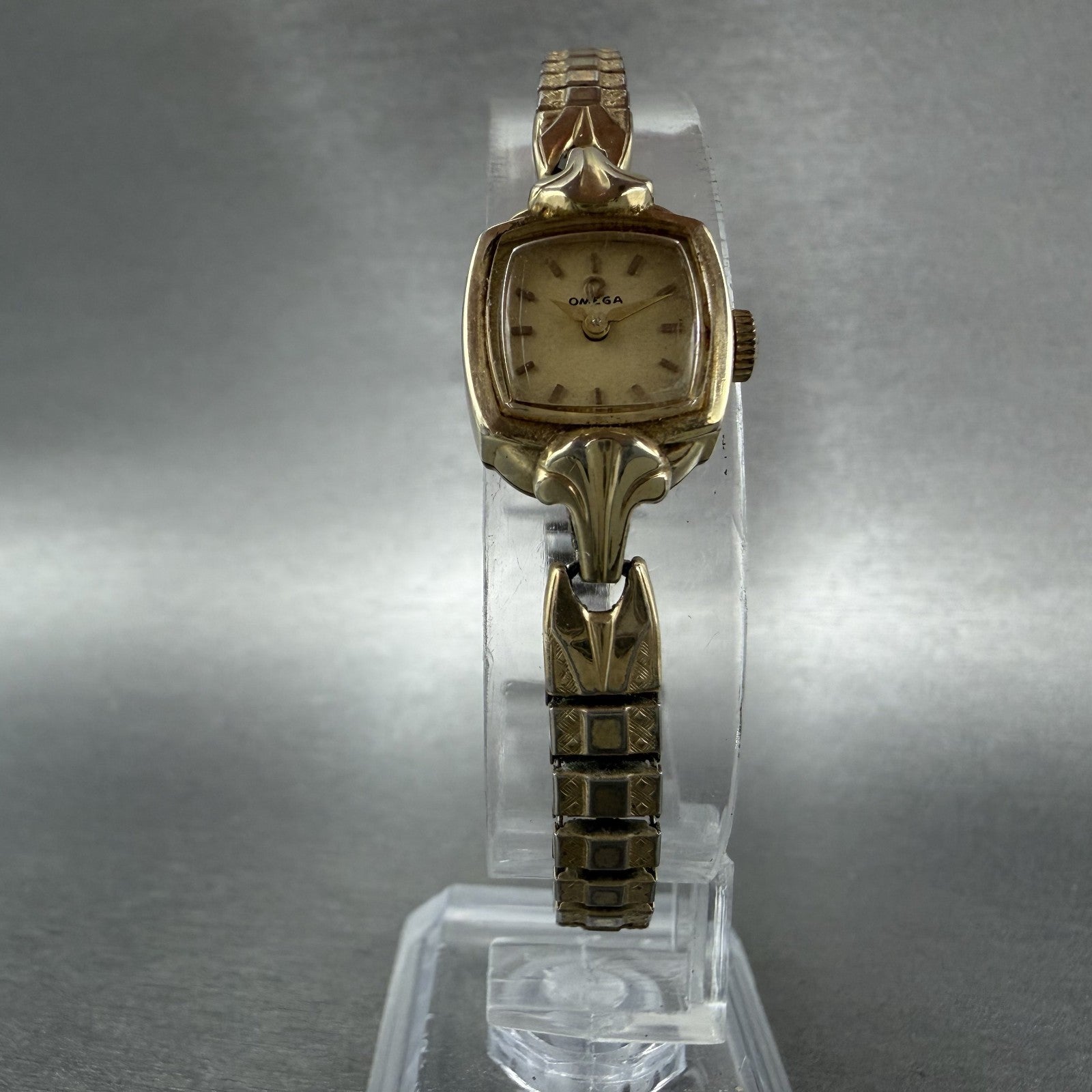 Omega Watch Women 15mm Cream Dial 14K Gold Filled Manual Wind Runs Caliber 4815