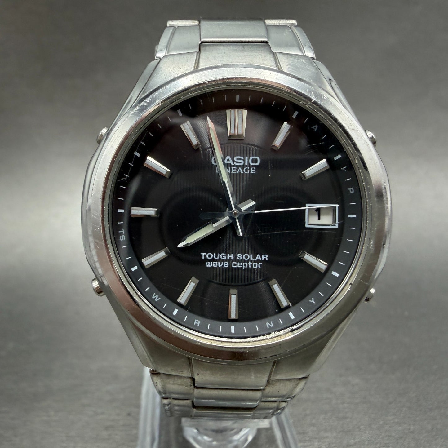 Casio Lineage Watch men 38mm Black Dial Steel Date Round Solar LIW-120 Runs0