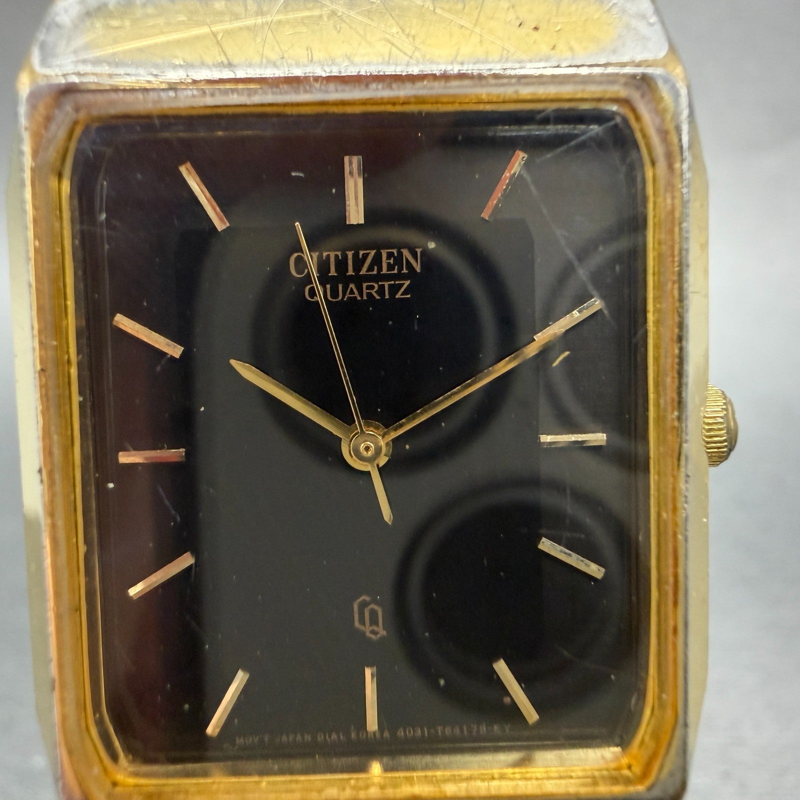 Citizen CQ Tank Watch Men 26mm Black Dial Gold Tone Rectangle 4031-T11639 PARTS2