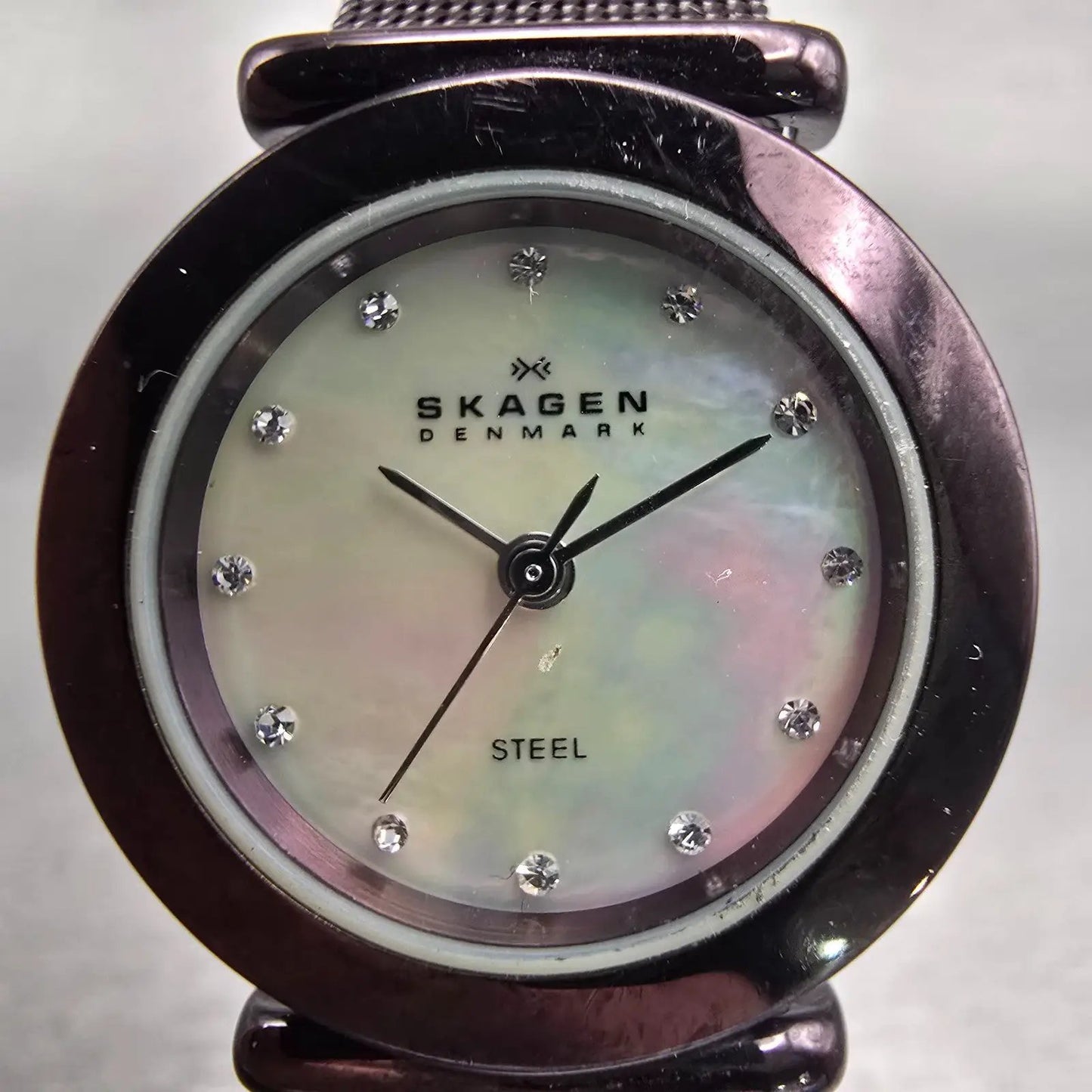 Skagen Denmark Watch Women 25mm MOP Dial Purple Tone Round 107SMMD New Battery1