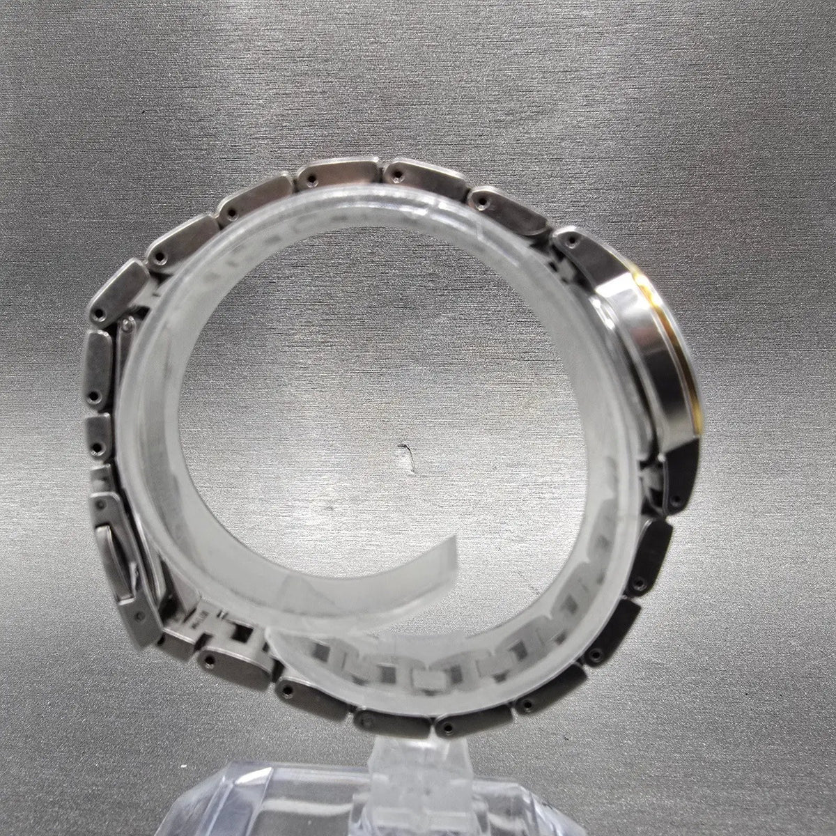 Seiko Lukia Solar Watch Women 22mm White Dial Two Tone Round V111-0BJ0 Runs JP8
