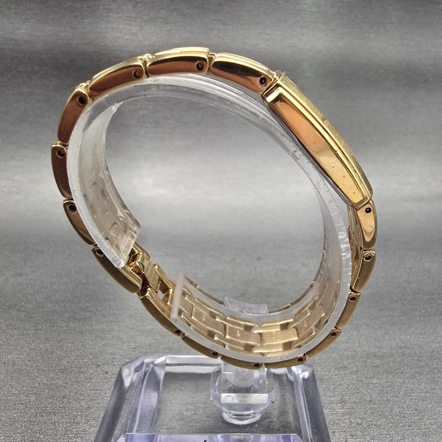 Seiko Watch Women 15mm White Dial Gold Tone Rectangle 4N00-7089 New Battery VTG8