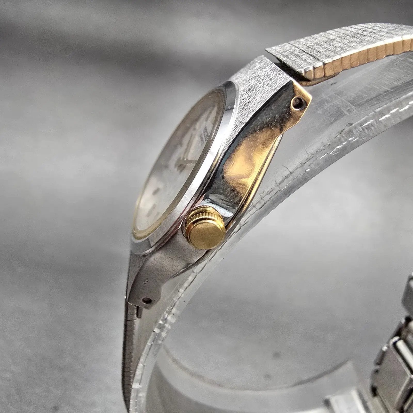 Seiko Watch Women 19mm Silver Dial Silver Tone Round 4N00-0700 New Battery VTG2