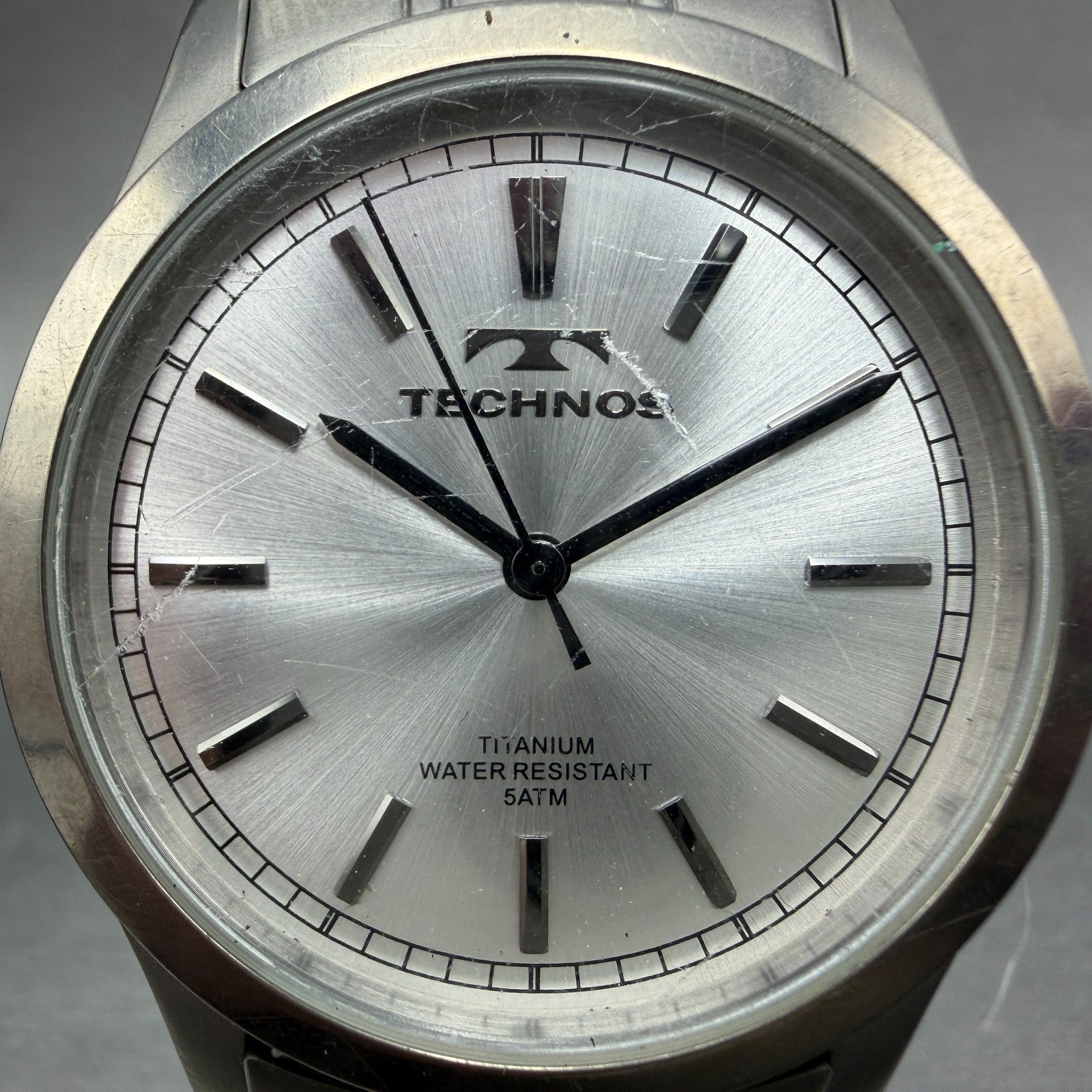Technos Watch Men 37mm Silver Dial Titanium Round T-1079 New Battery W/box2
