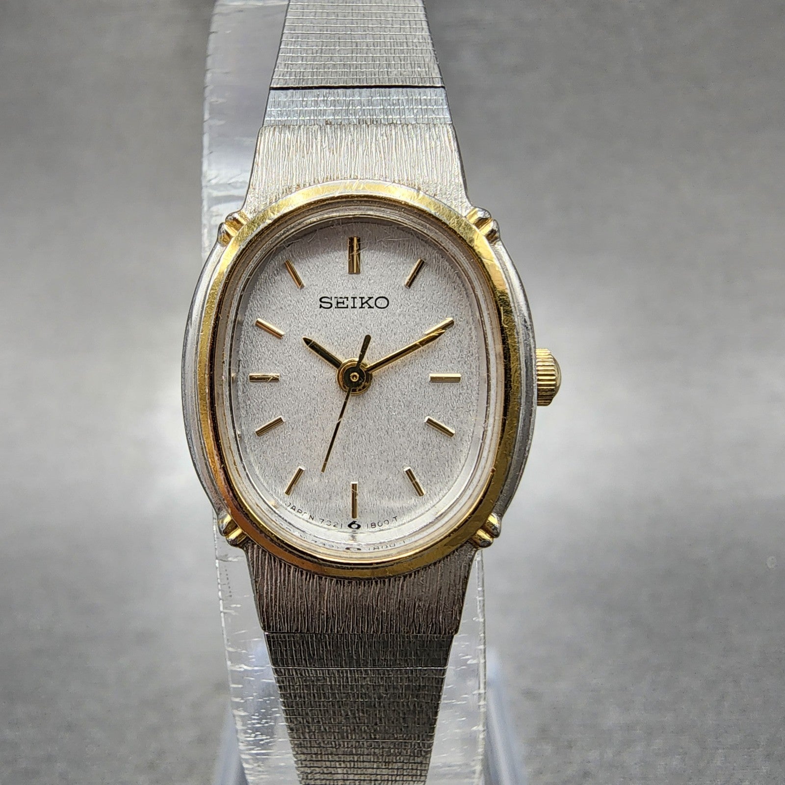Seiko Watch Women 18mm White Dial Two Tone Oval 73216100 New Battery0