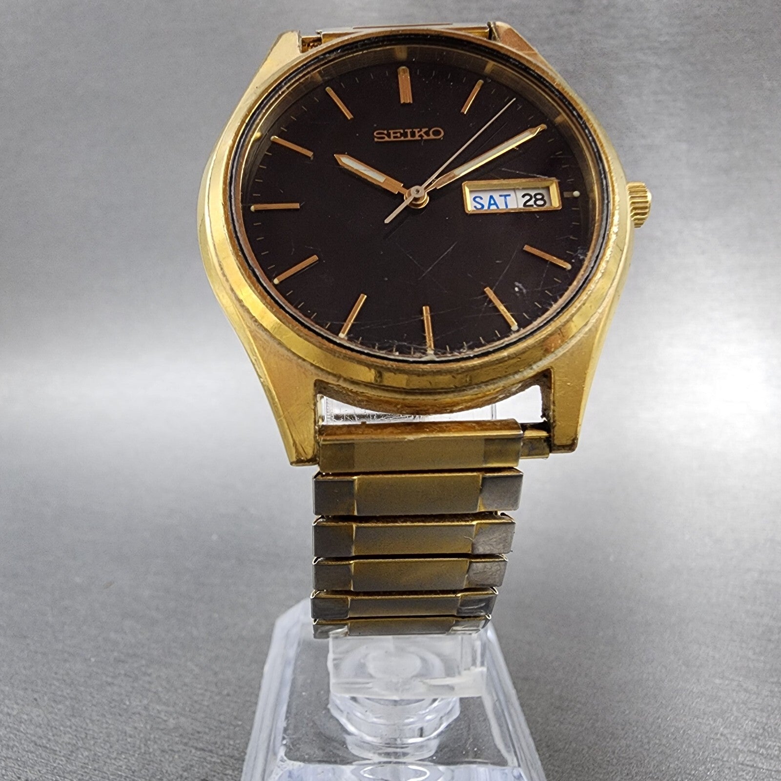 Seiko Watch Men 37mm Black Dial Gold Tone Daydate Round 7N439048 New Battery5