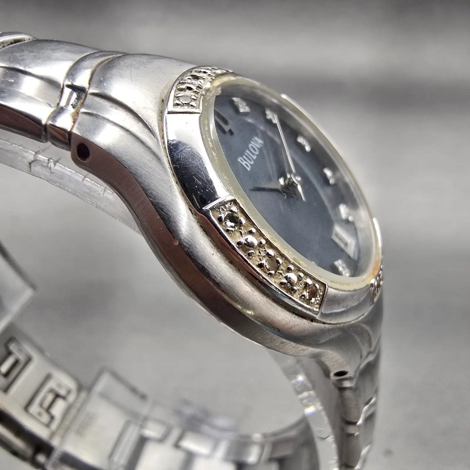 Bulova Watch Women 26mm MOP Dial Silver Tone Diamonds Date 96R20 New Battery3