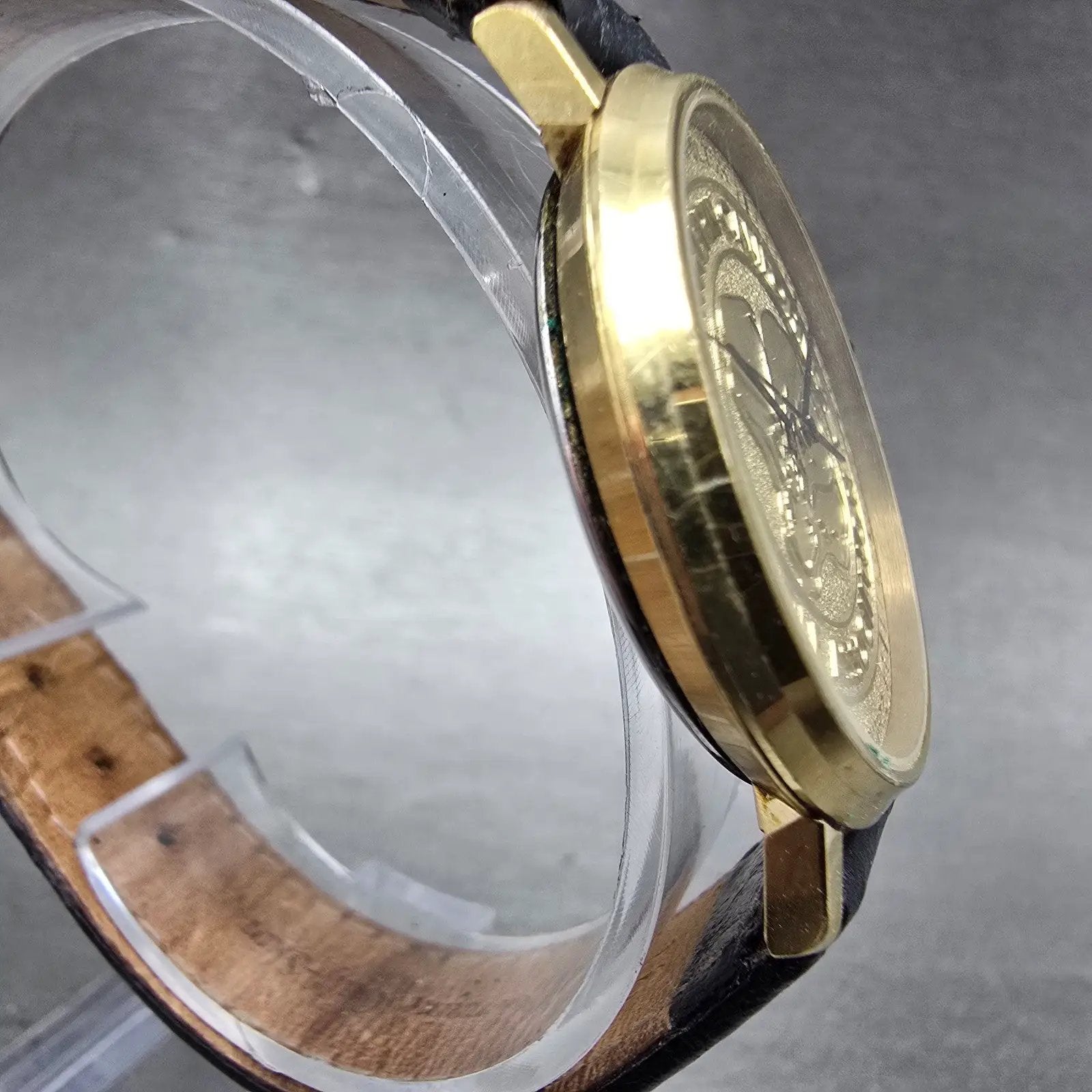 Hamilton Watch Men 33mm Gold Dial Gold Tone Round 8100 New Battery Vintage4
