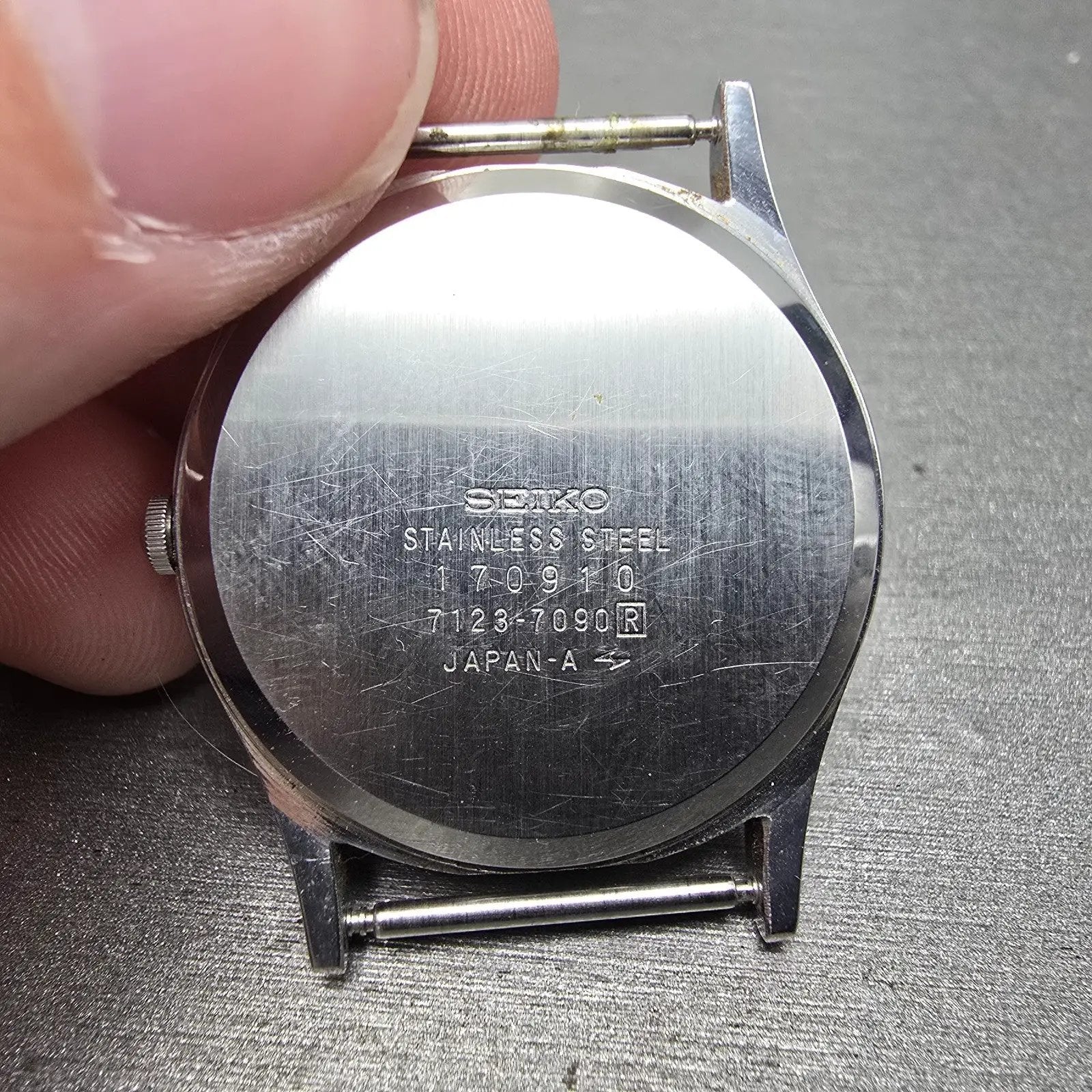 Seiko Watch Men 32mm Silver Dial Silver Tone Daydate Round 7123-7090 PARTS VTG8