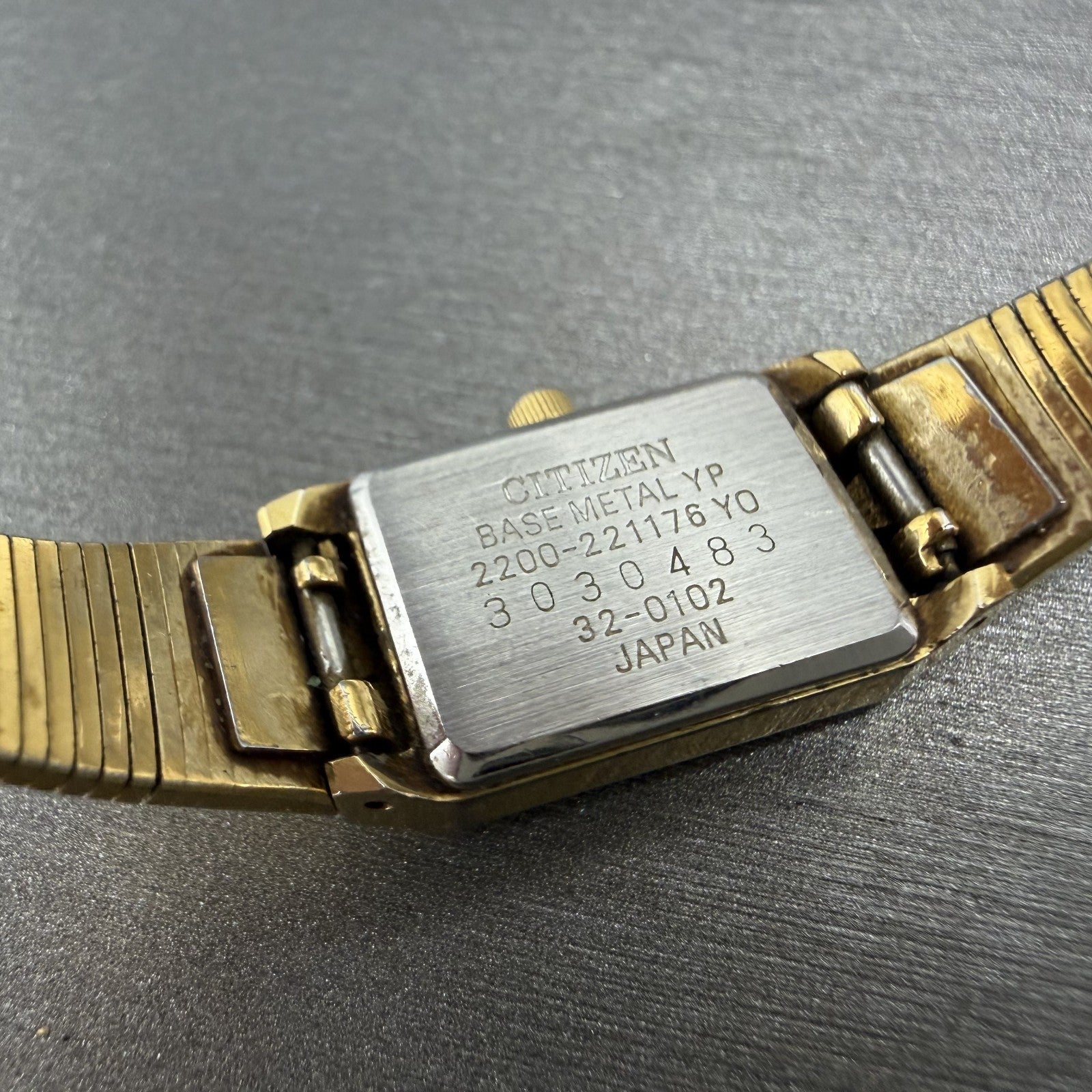 Citizen CQ Tank Watch Women 12mm Champagne Dial Gold Tone Rectangle New Battery9