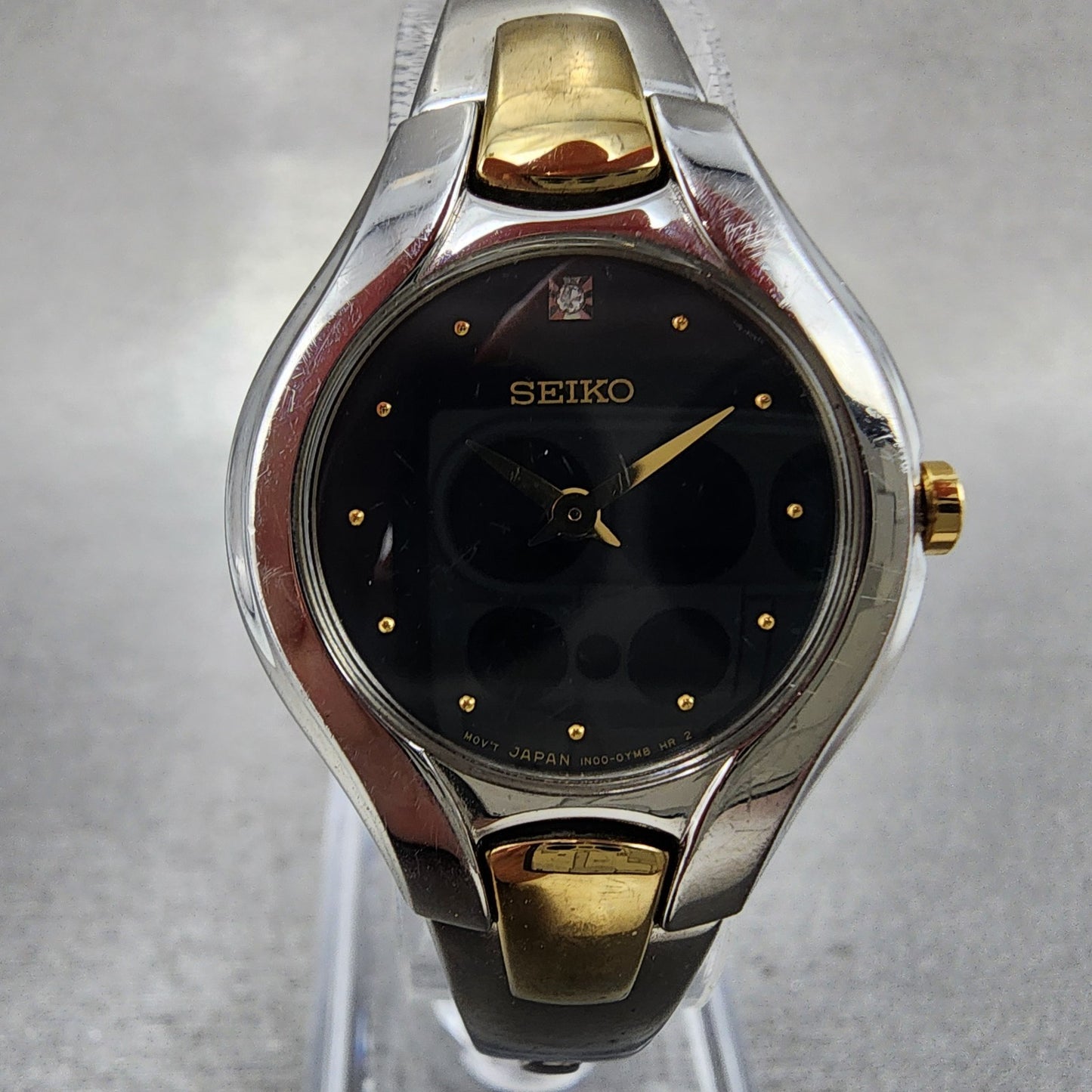 Seiko Watch Women 25mm Black Dial Two Tone Round 1n000RC0 New Battery1